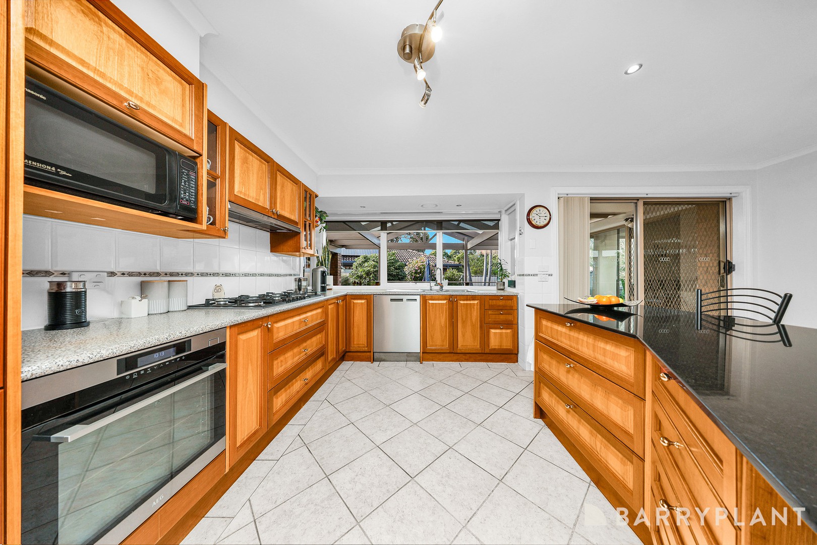 8 Borrowdale Court, Mill Park, VIC 3082, Mill Park - Thumbnail 4