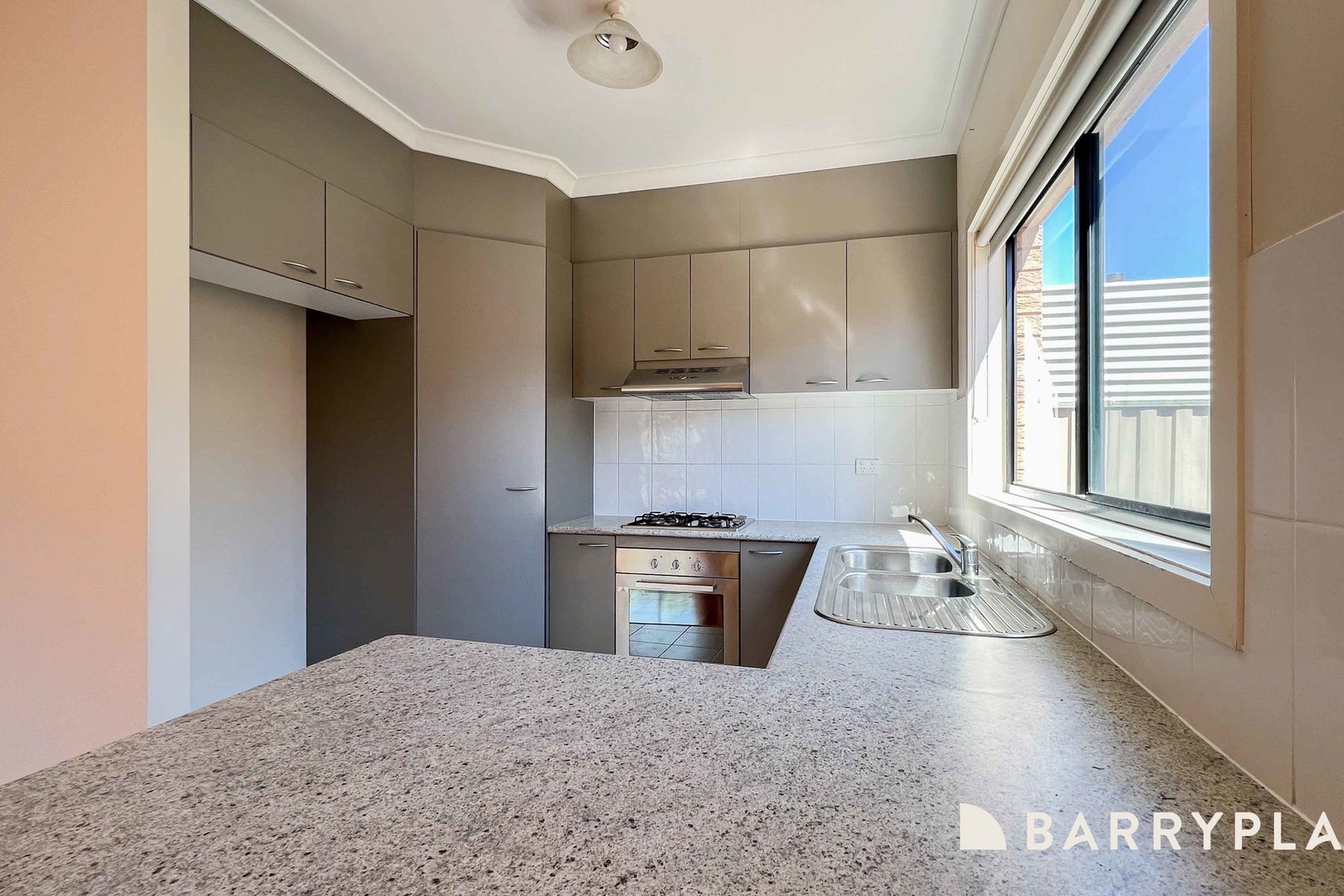 8 Boulder Walk, Epping, VIC 3076, Epping - Thumbnail 5