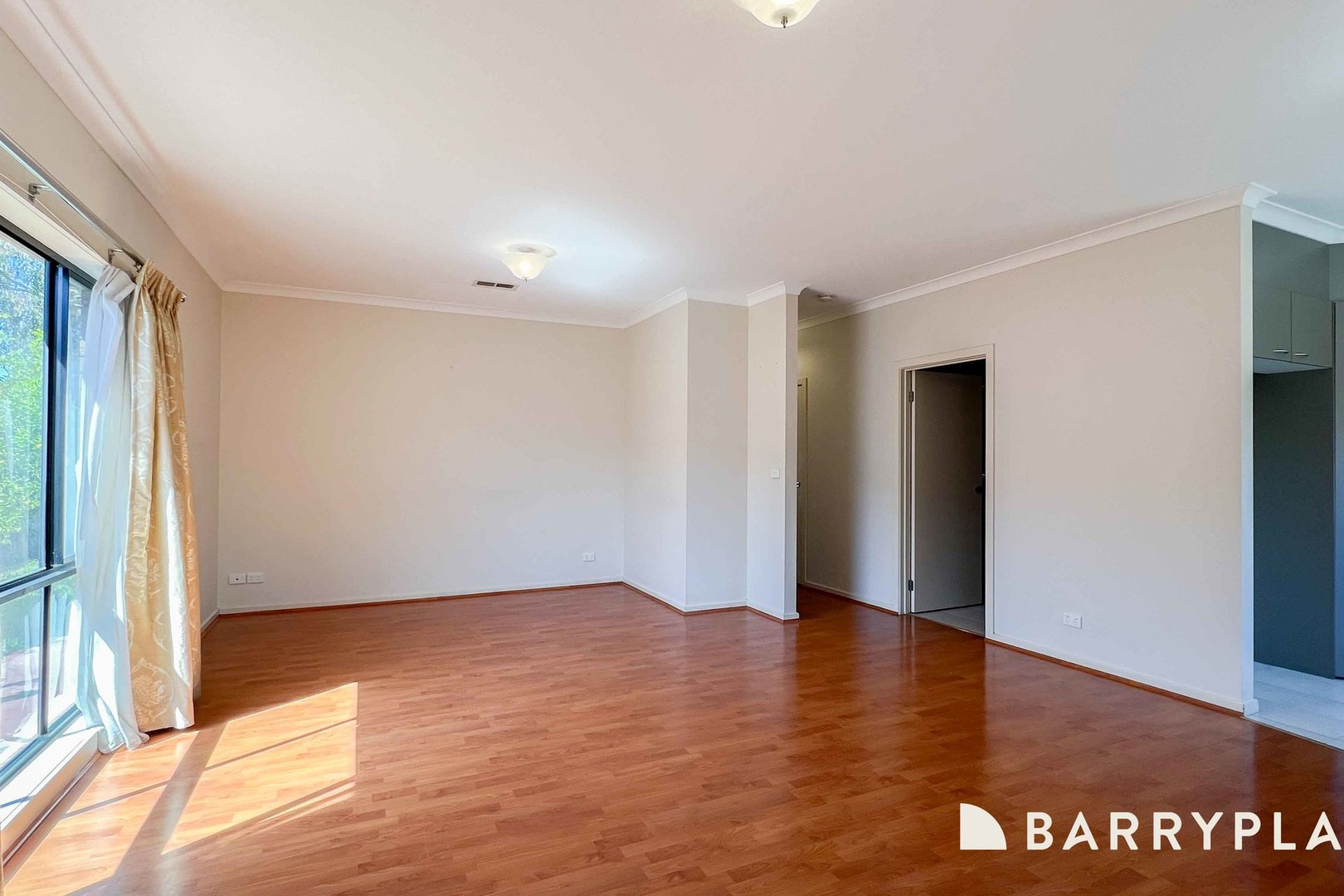 8 Boulder Walk, Epping, VIC 3076, Epping - Thumbnail 8