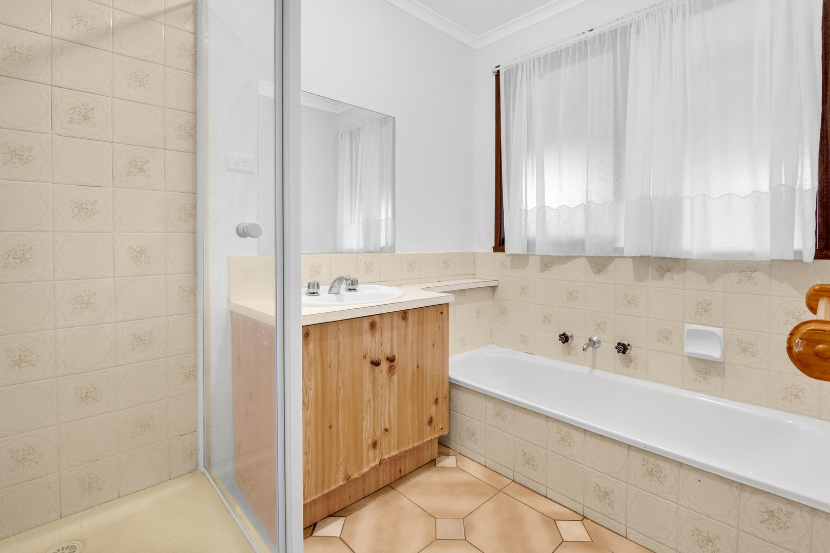 8 Bridgewater Road, Craigieburn, VIC 3064, Craigieburn - Thumbnail 4
