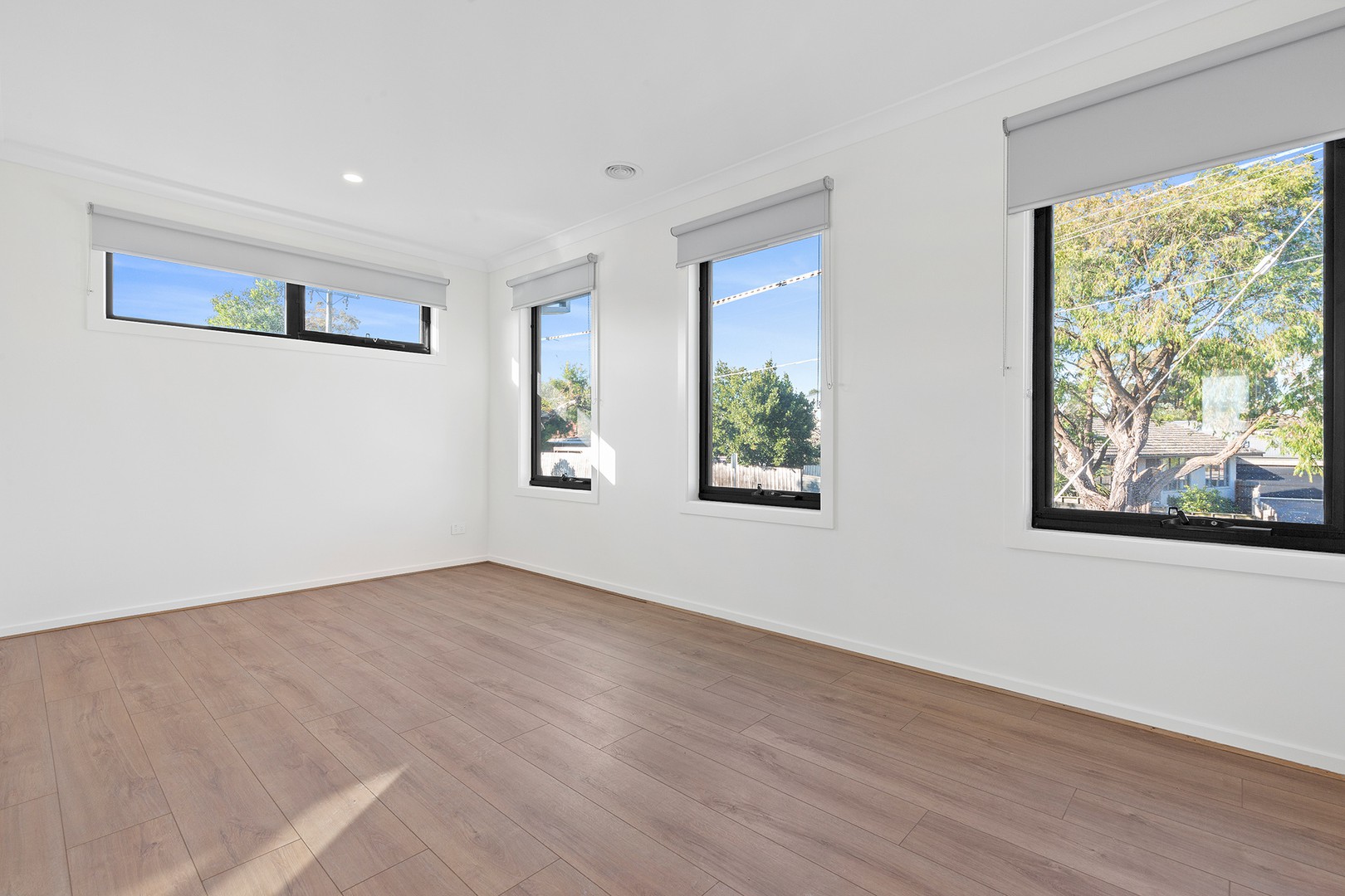 8 Brooklyn Avenue, Frankston, VIC 3199, Frankston - Thumbnail 4
