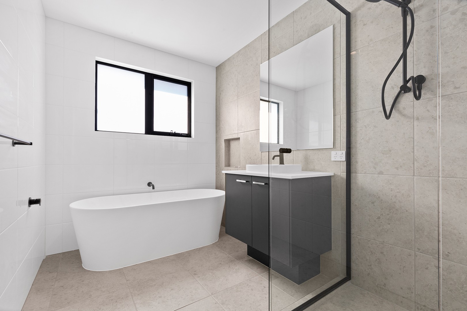 8 Brooklyn Avenue, Frankston, VIC 3199, Frankston - Thumbnail 6