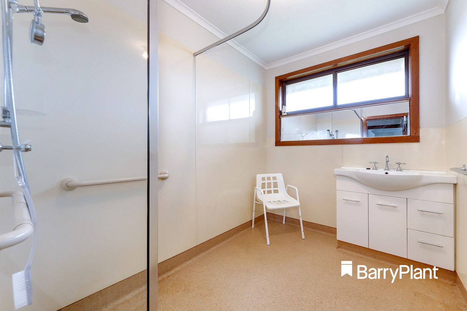 8 Burgess Close, Gladstone Park, VIC 3043, Gladstone Park - Thumbnail 8