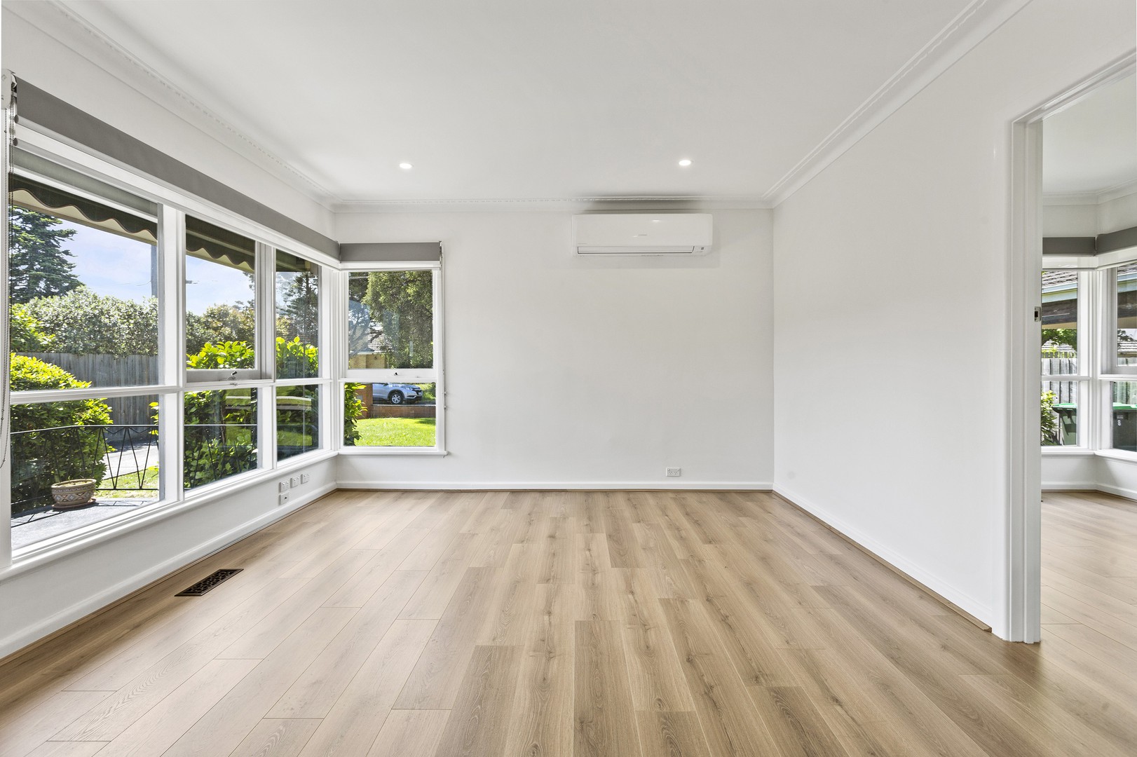 8 Burilla Avenue, Doncaster, VIC 3108, Doncaster - Thumbnail 2