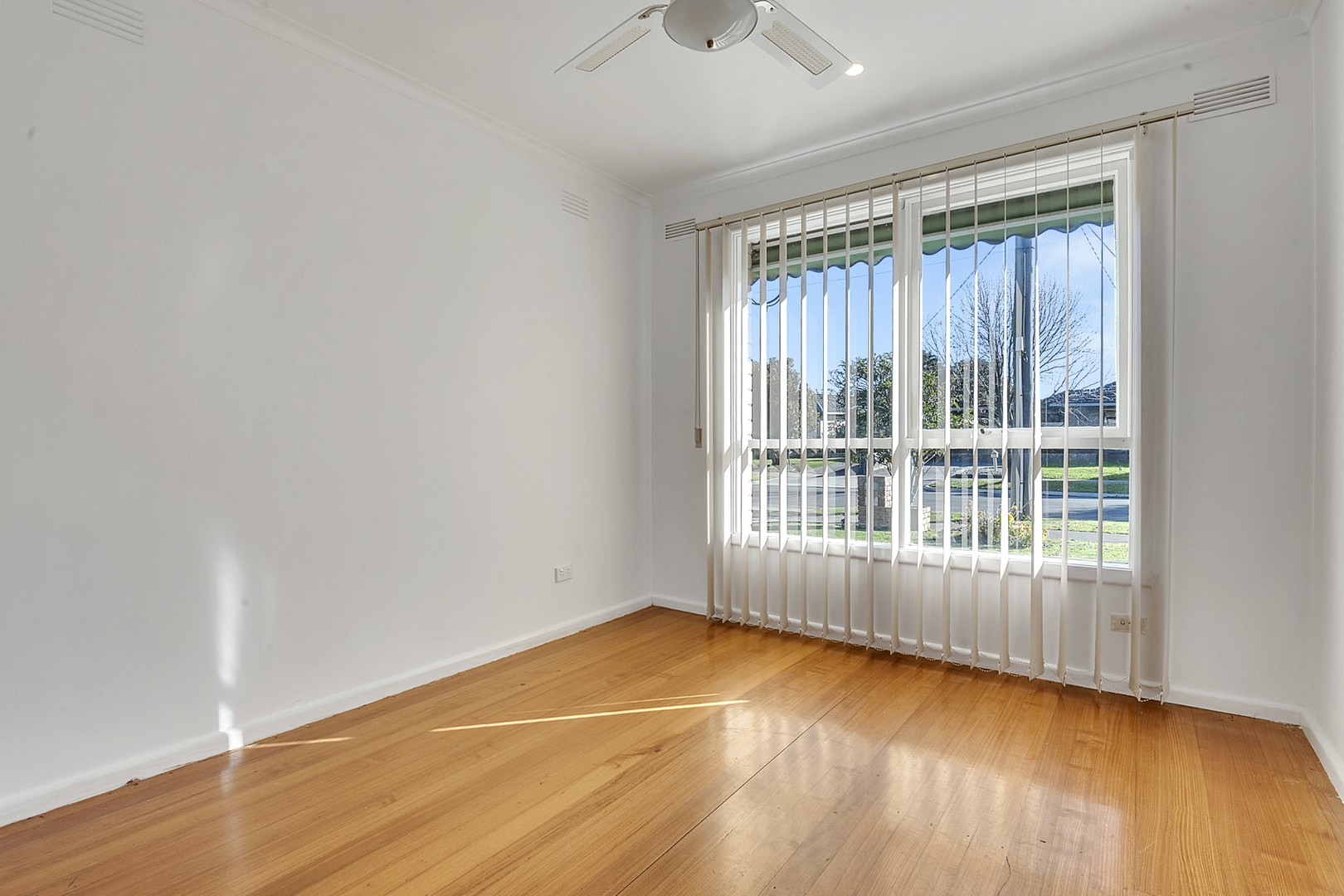 8 Burn Court, Craigieburn, VIC 3064, Craigieburn - Thumbnail 8