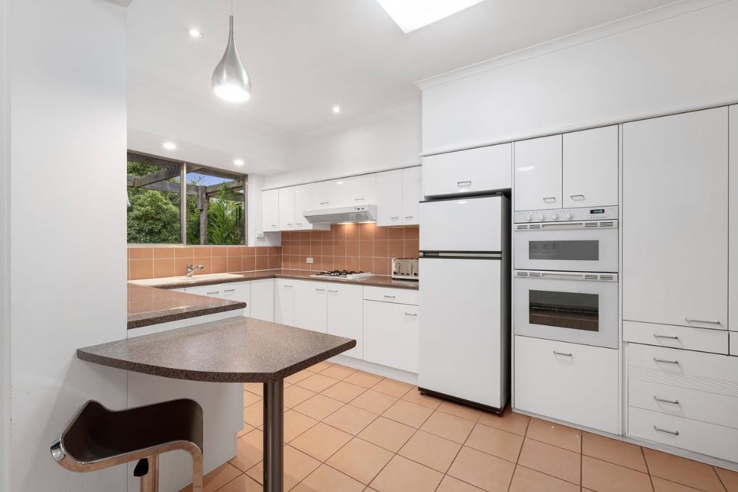 8 Caldwell Road, Vermont, VIC 3133 - Thumbnail 2 - 04/07/2025