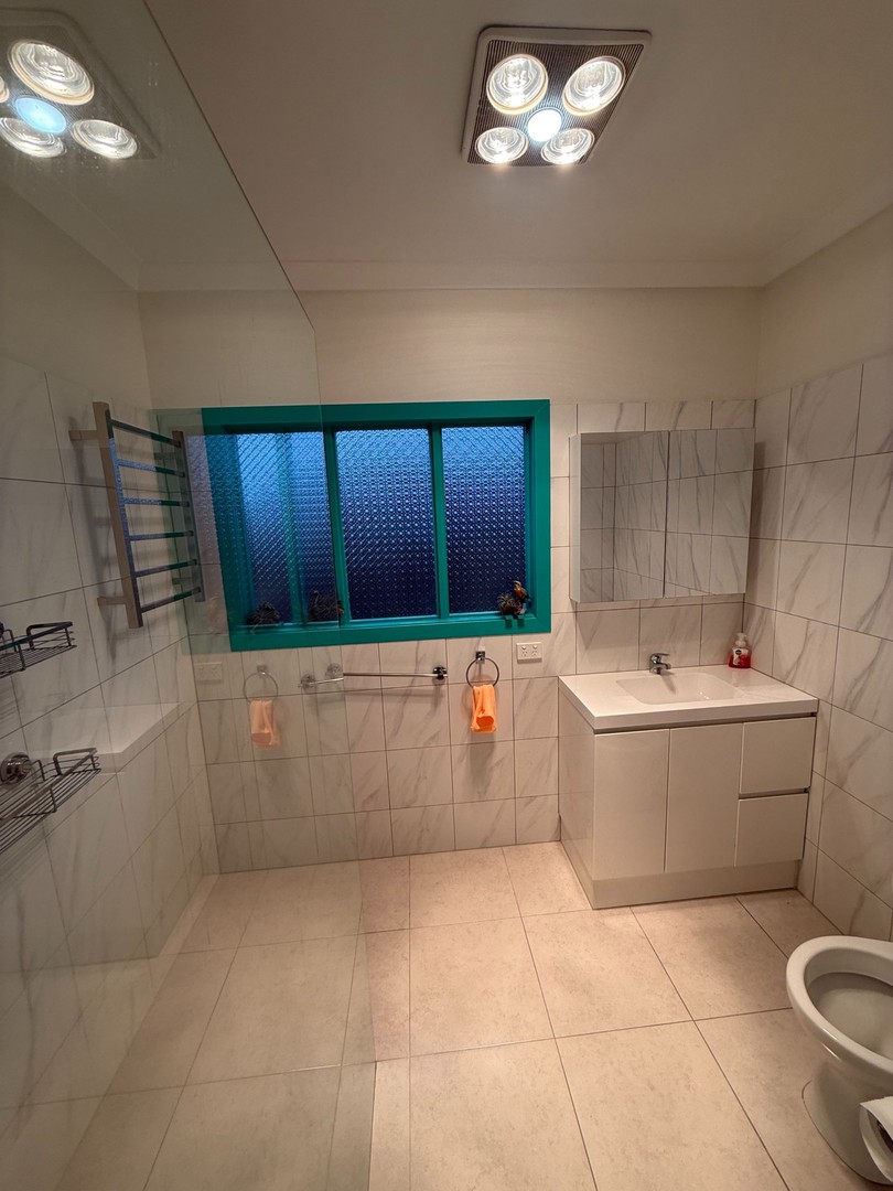8 Camellia Cr, Norlane, VIC 3214, Norlane - Thumbnail 4
