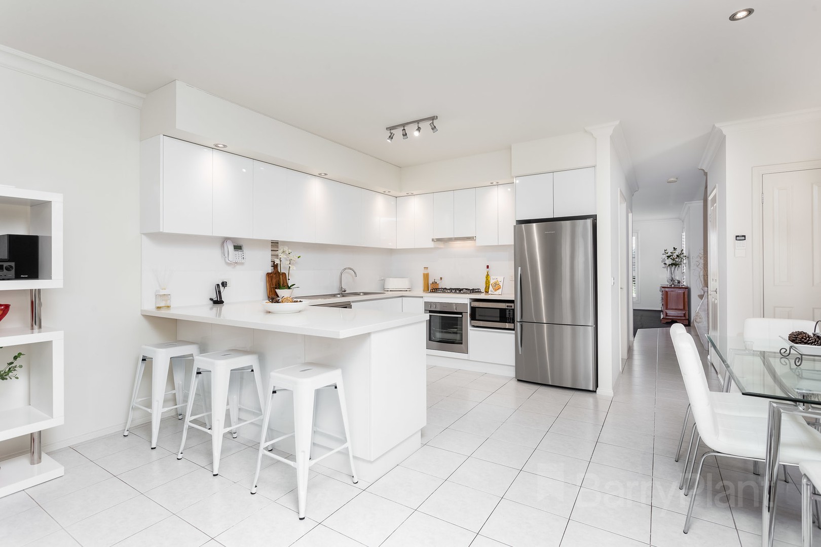 8 Carlisle Terrace, Point Cook, VIC 3030, Point Cook - Thumbnail 5