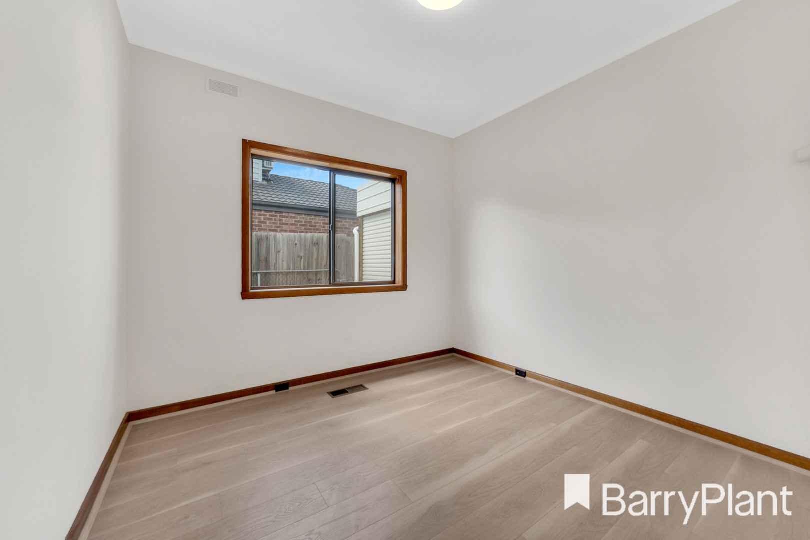 8 Carmody Street, Burwood, VIC 3125, Burwood - Thumbnail 8