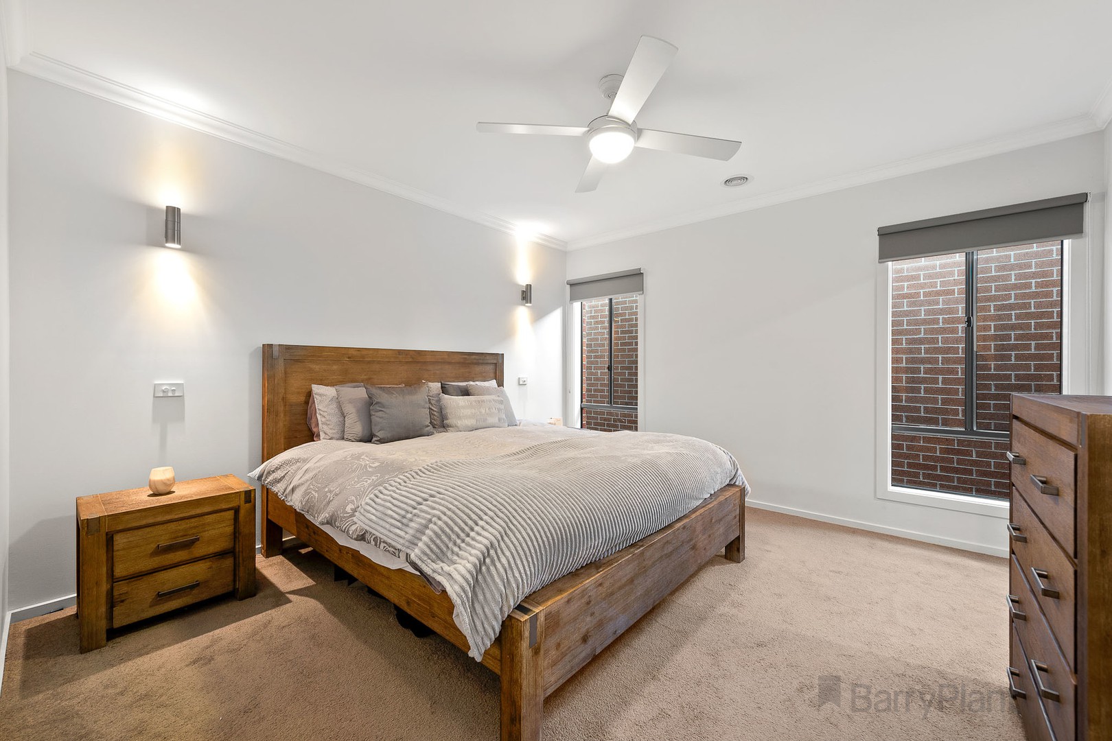 8 Castillo Avenue, Clyde North, VIC 3978, Clyde North - Thumbnail 4