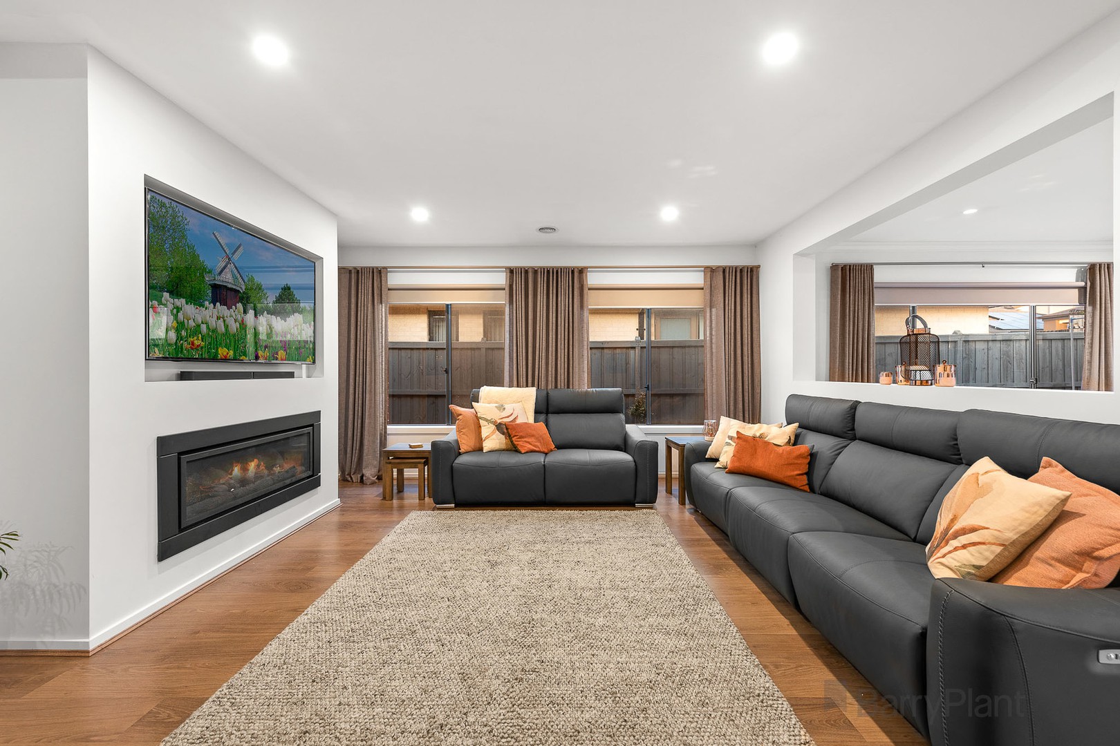 8 Castillo Avenue, Clyde North, VIC 3978, Clyde North - Thumbnail 7