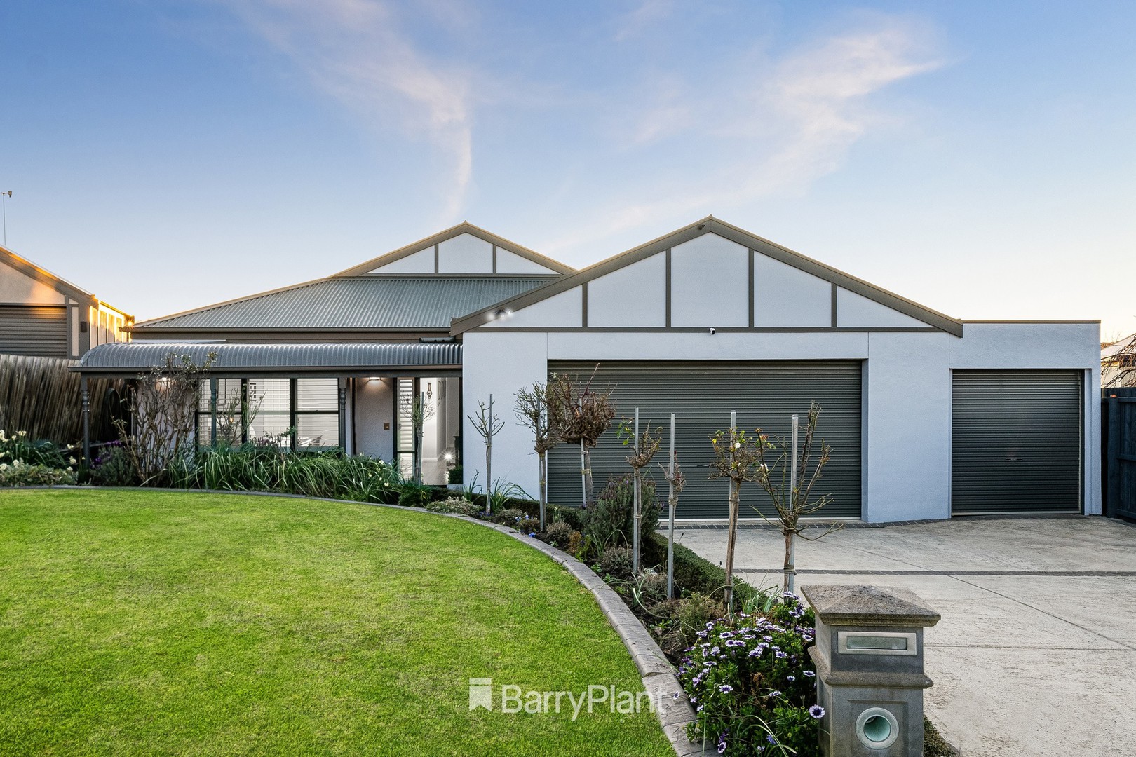 8 Chardonnay Court, Waurn Ponds, VIC 3216