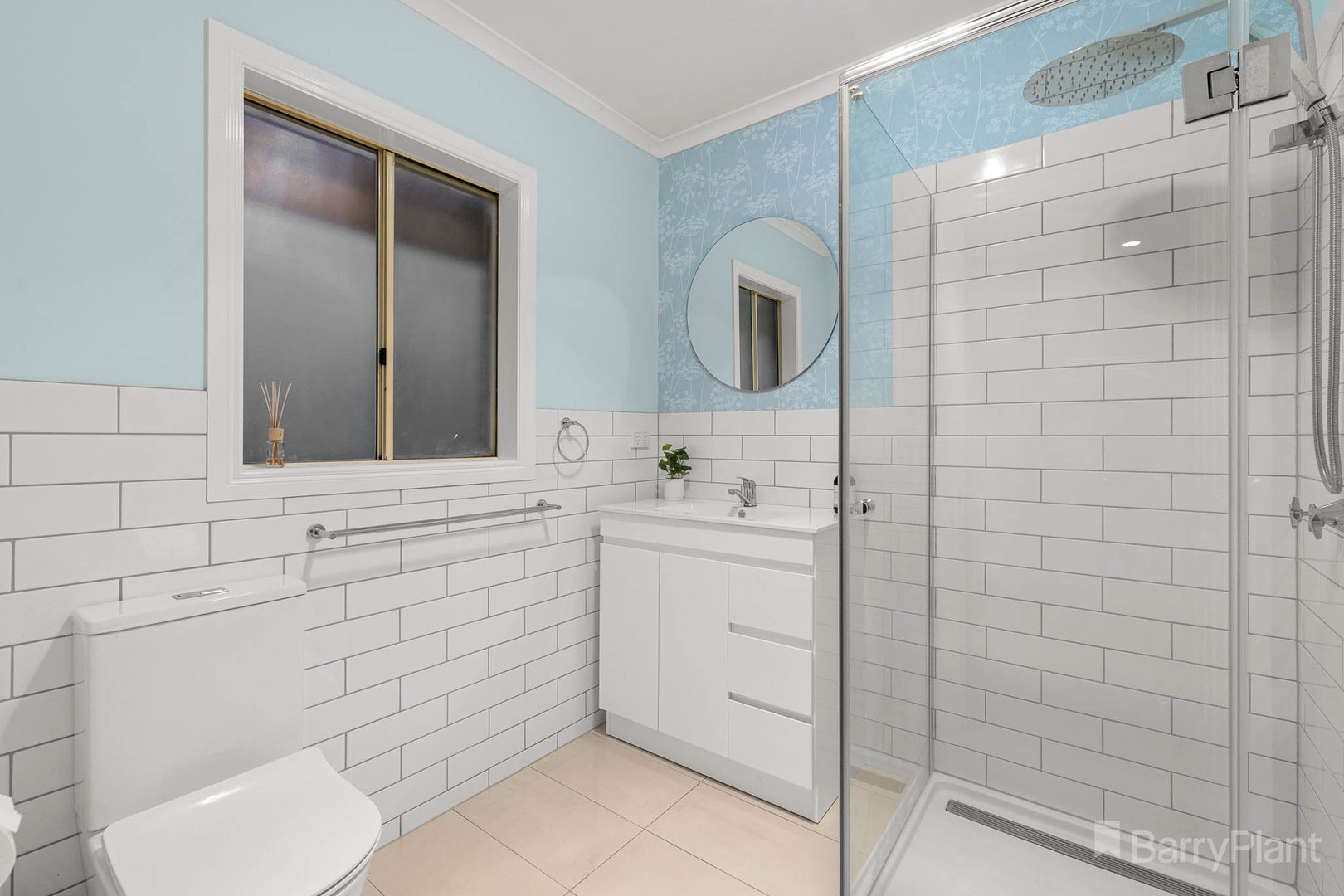 8 Chatsworth Court, Beaconsfield, VIC 3807, Beaconsfield - Thumbnail 3