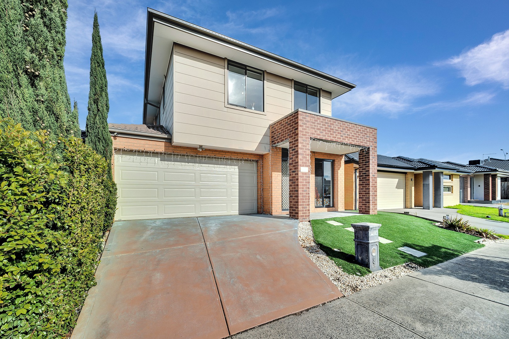 8 Cherrington Avenue, Officer, VIC 3809 - Thumbnail 2 - 24/07/2025