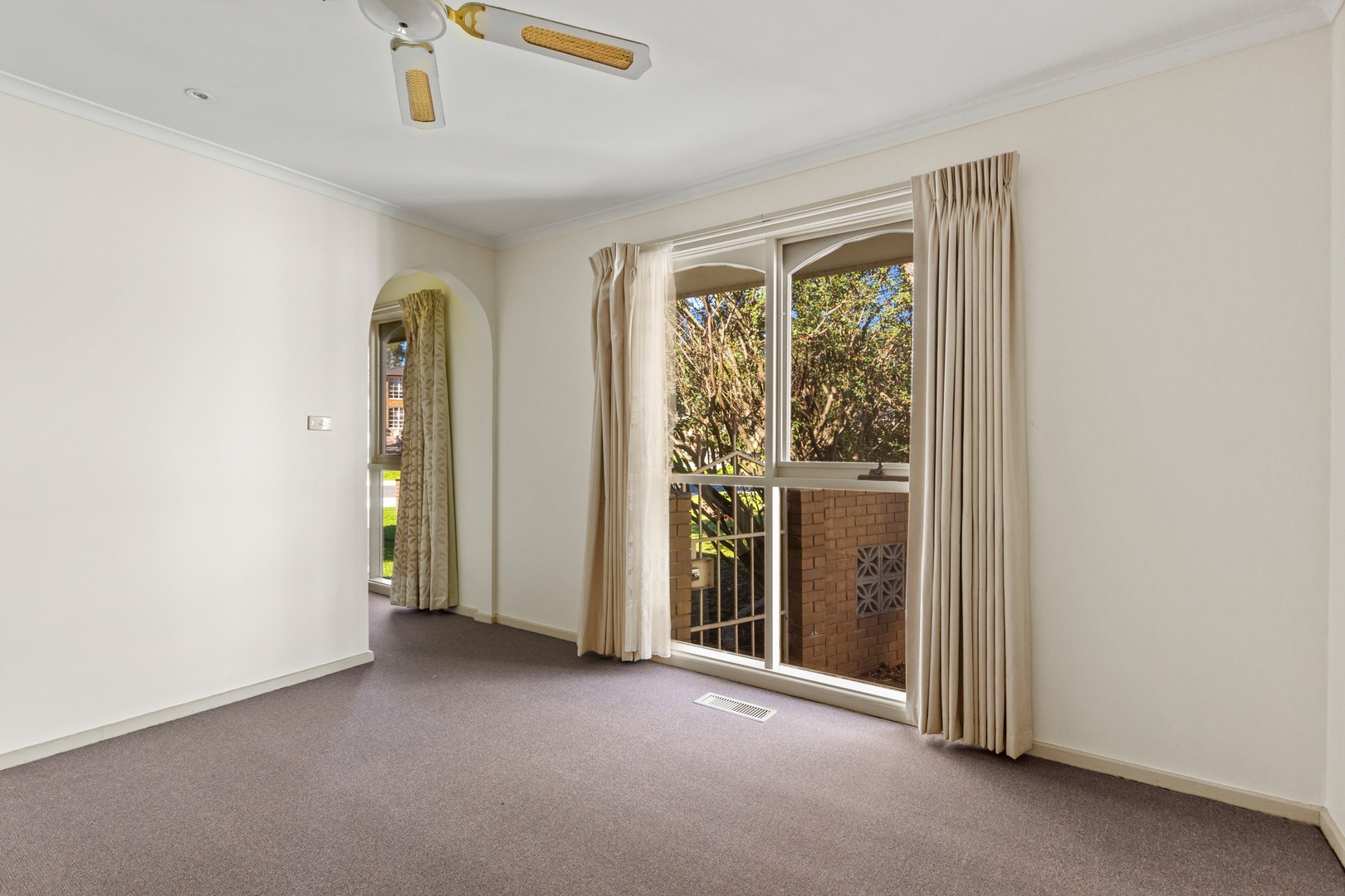 8 Cherrington Square, Wantirna, VIC 3152, Wantirna - Thumbnail 7