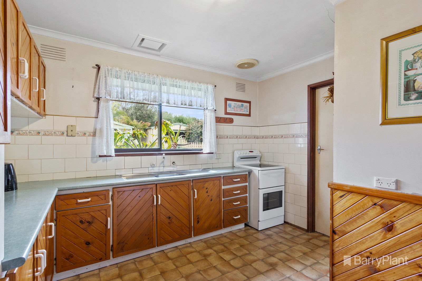 8 Cheviot Avenue, Coldstream, VIC 3770, Coldstream - Thumbnail 4