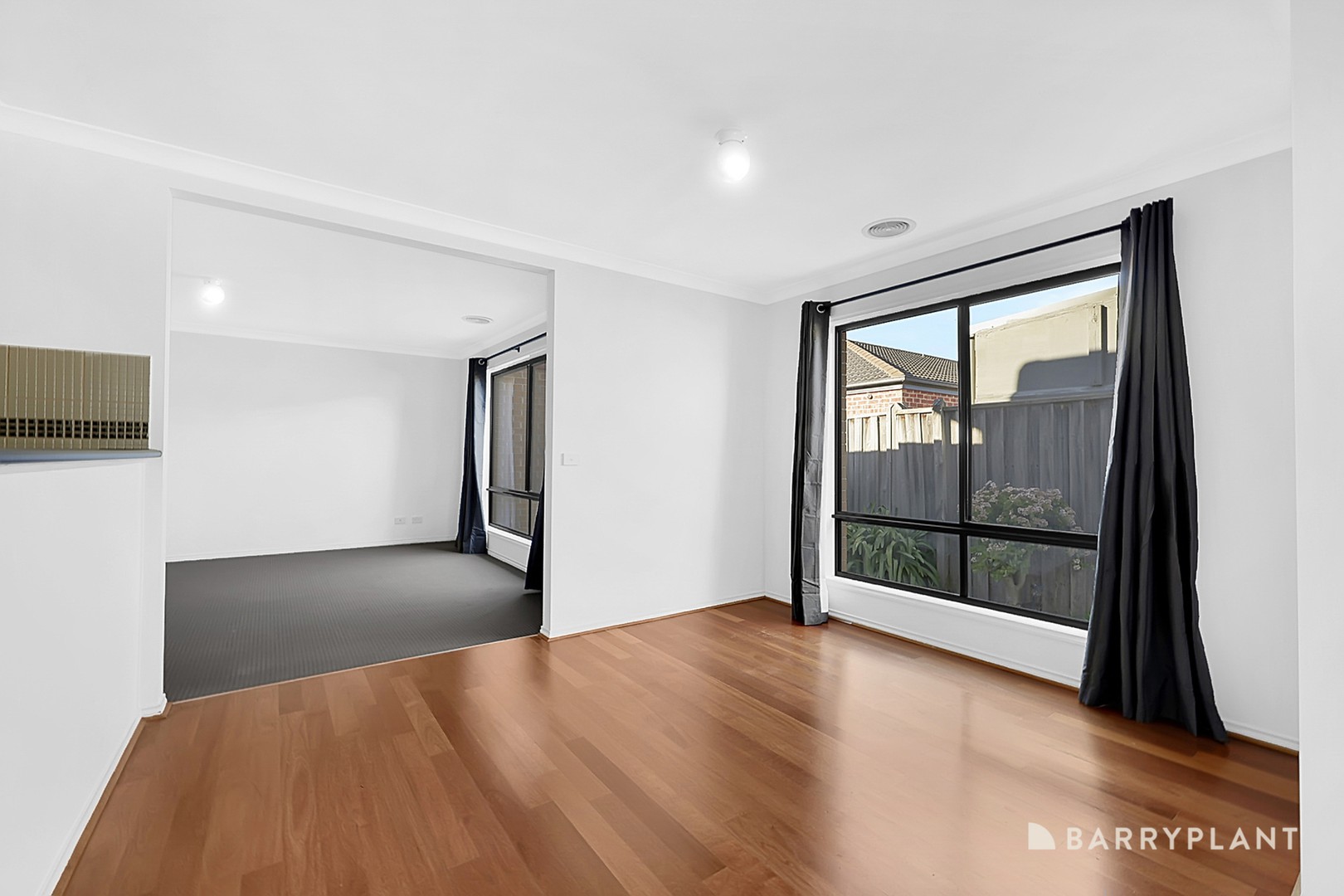 8 Clarence Way, South Morang, VIC 3752, South Morang - Thumbnail 4