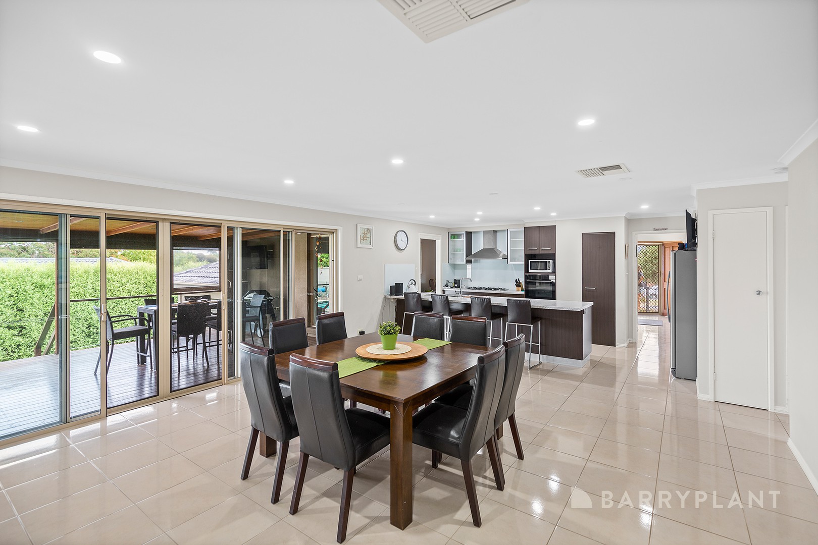 8 Clark Court, Berwick, VIC 3806, Berwick - Thumbnail 3