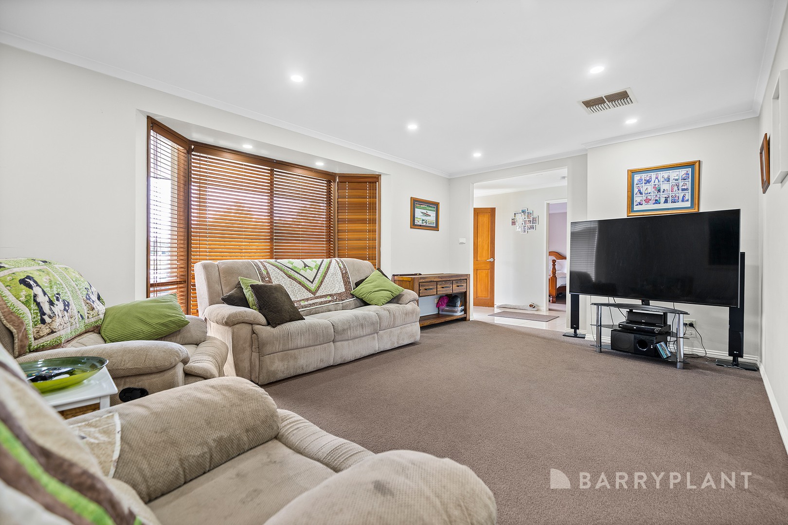 8 Clark Court, Berwick, VIC 3806, Berwick - Thumbnail 4