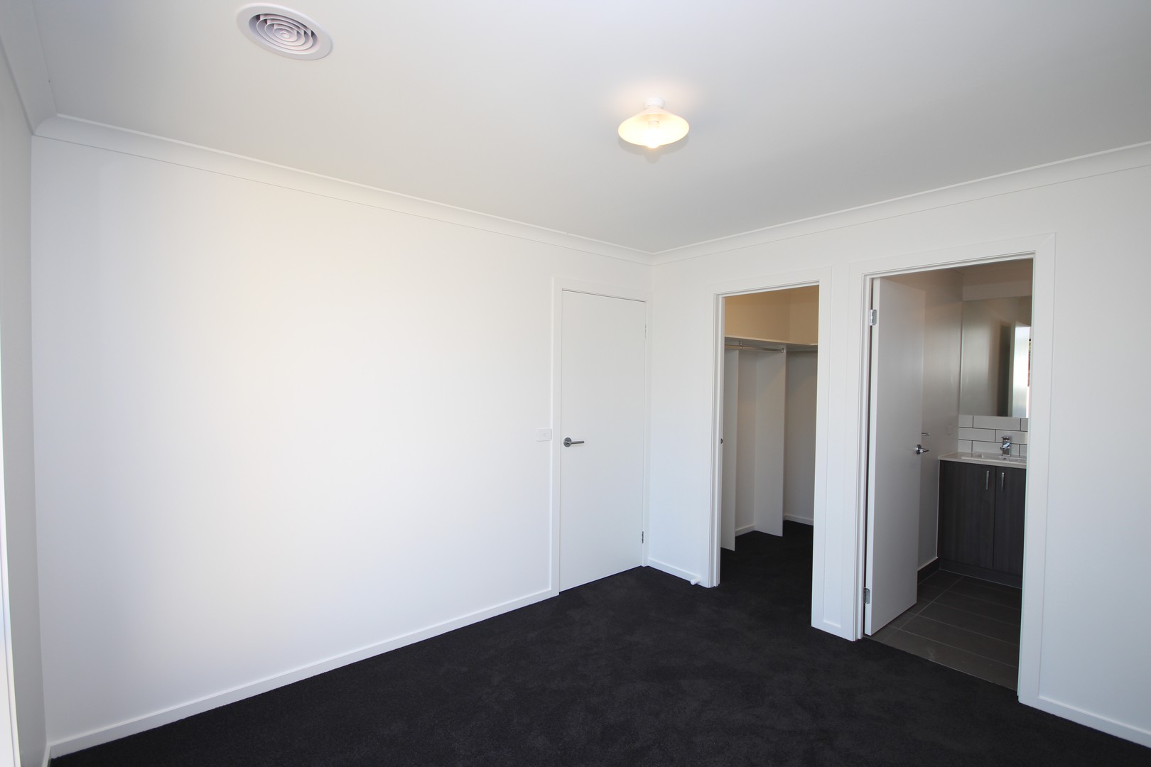 8 Cleveland Court, Corio, VIC 3214, Corio - Thumbnail 6
