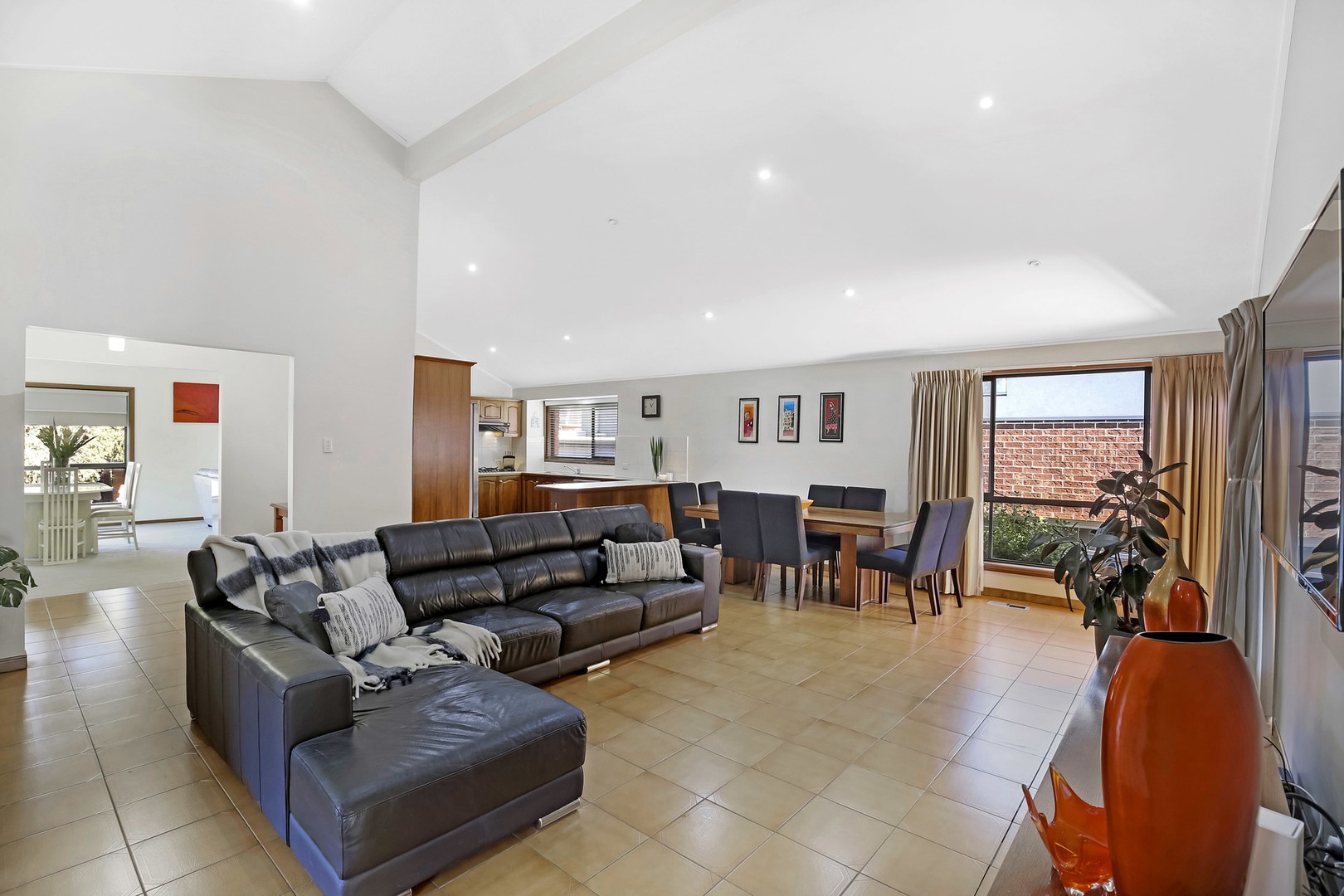 8 Clough Parade, Reservoir, VIC 3073, Reservoir - Thumbnail 6