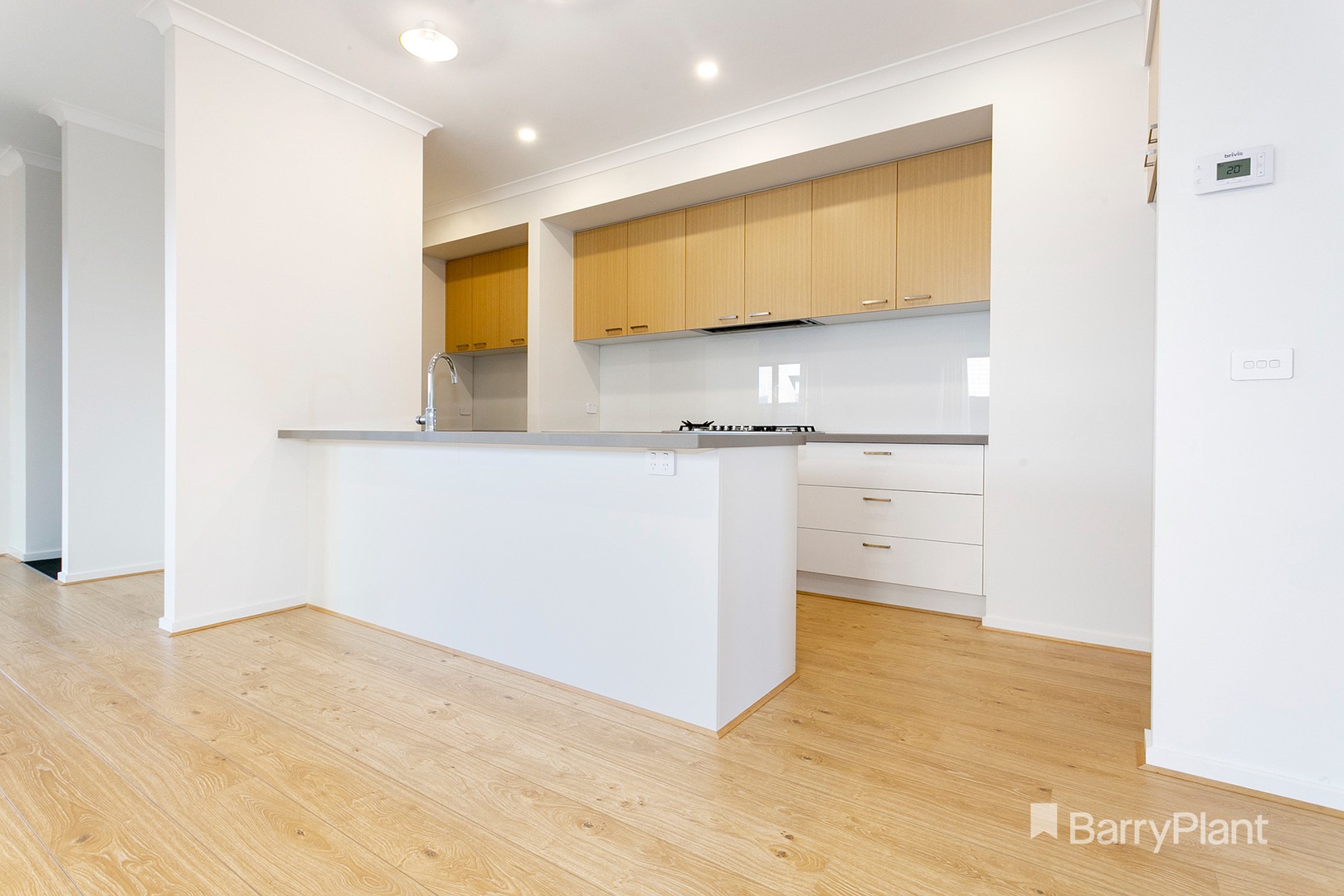 8 Coachella Way, Berwick, VIC 3806, Berwick - Thumbnail 2