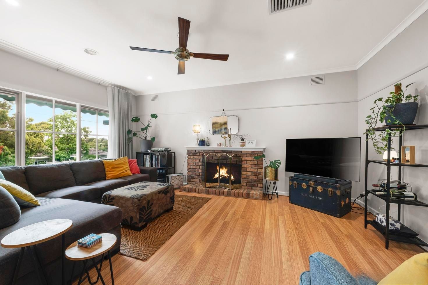 8 Cobham Road, Mitcham, VIC 3132, Mitcham - Thumbnail 2