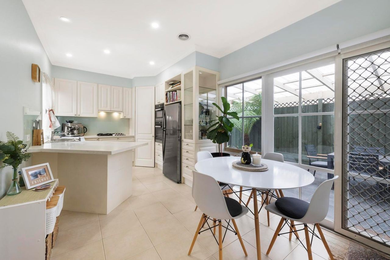 8 Cobham Road, Mitcham, VIC 3132, Mitcham - Thumbnail 3