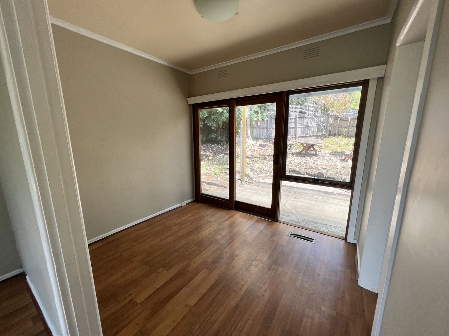 8 Cochrane StreetMitcham, VIC 3132  - Leased, Mitcham - Thumbnail 3