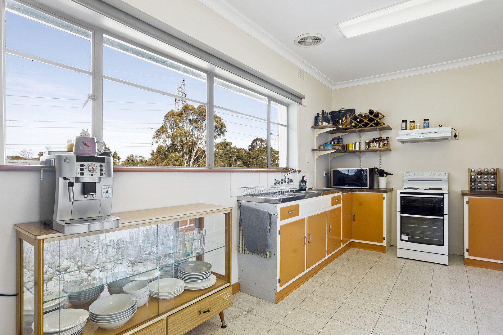 8 Cole CrescentCoburg, VIC 3058, Coburg - Thumbnail 4