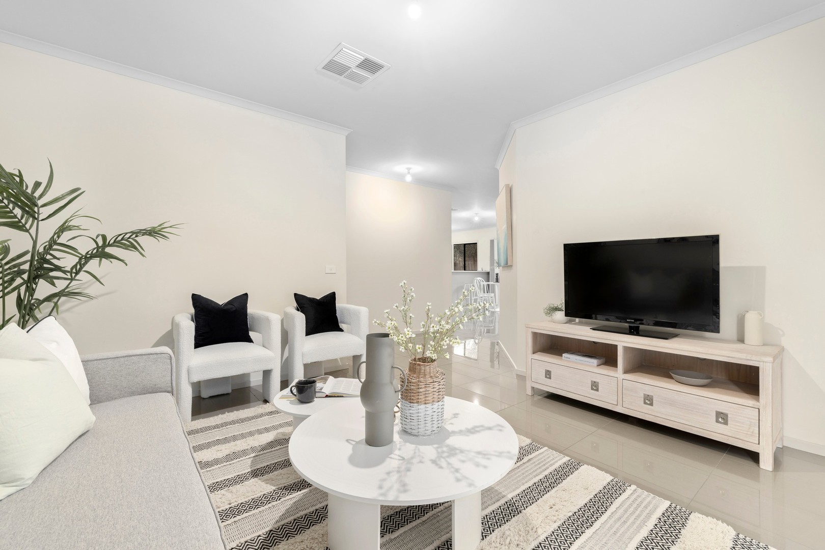 8 Contessa Court, Point Cook, VIC 3030 - Thumbnail 2 - 18/09/2025