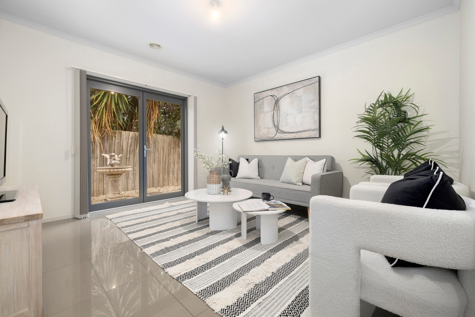 8 Contessa Court, Point Cook, VIC 3030, Point Cook - Thumbnail 3
