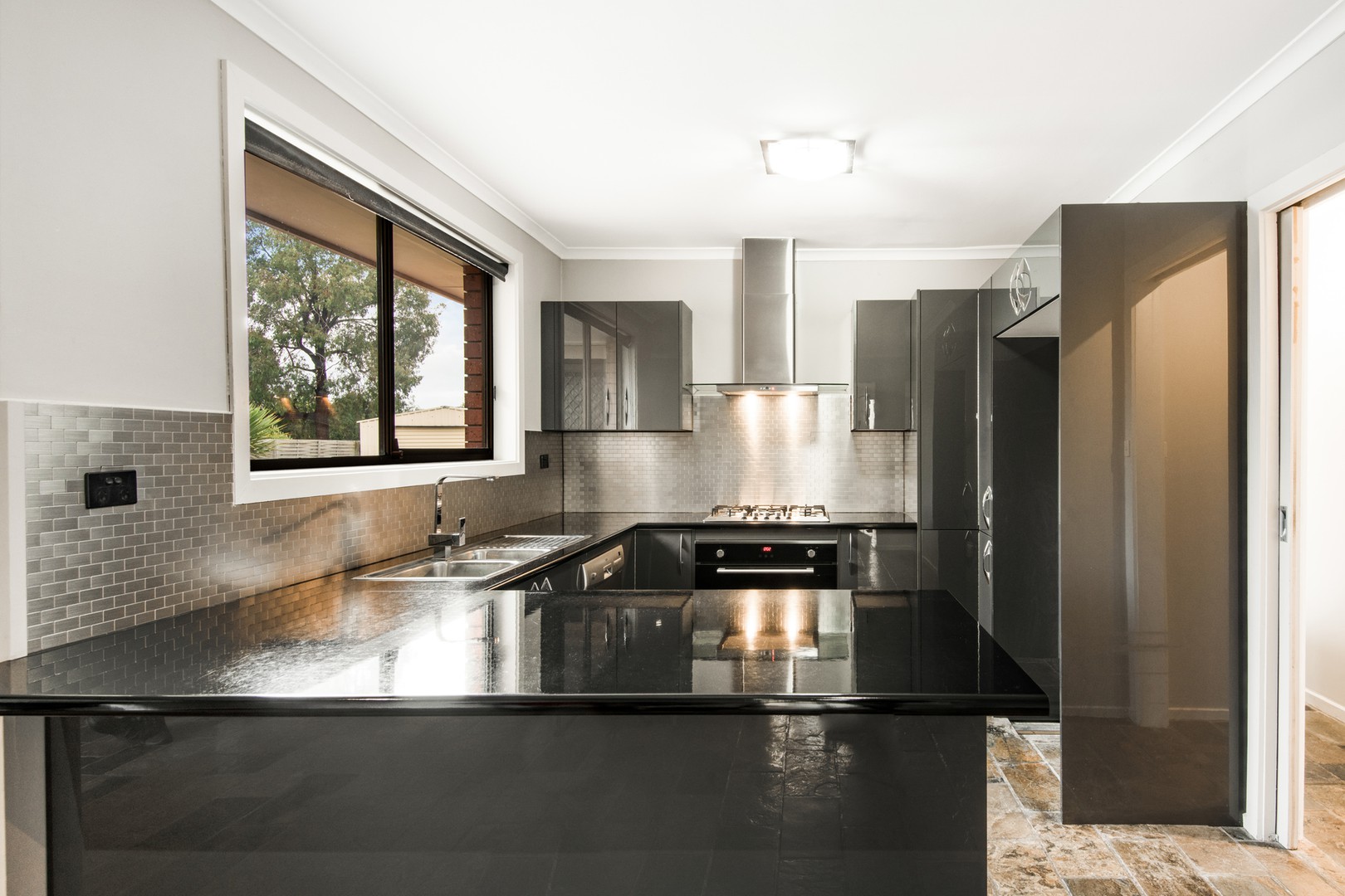 8 Coolidge Street, Corio, VIC 3214, Corio - Thumbnail 2
