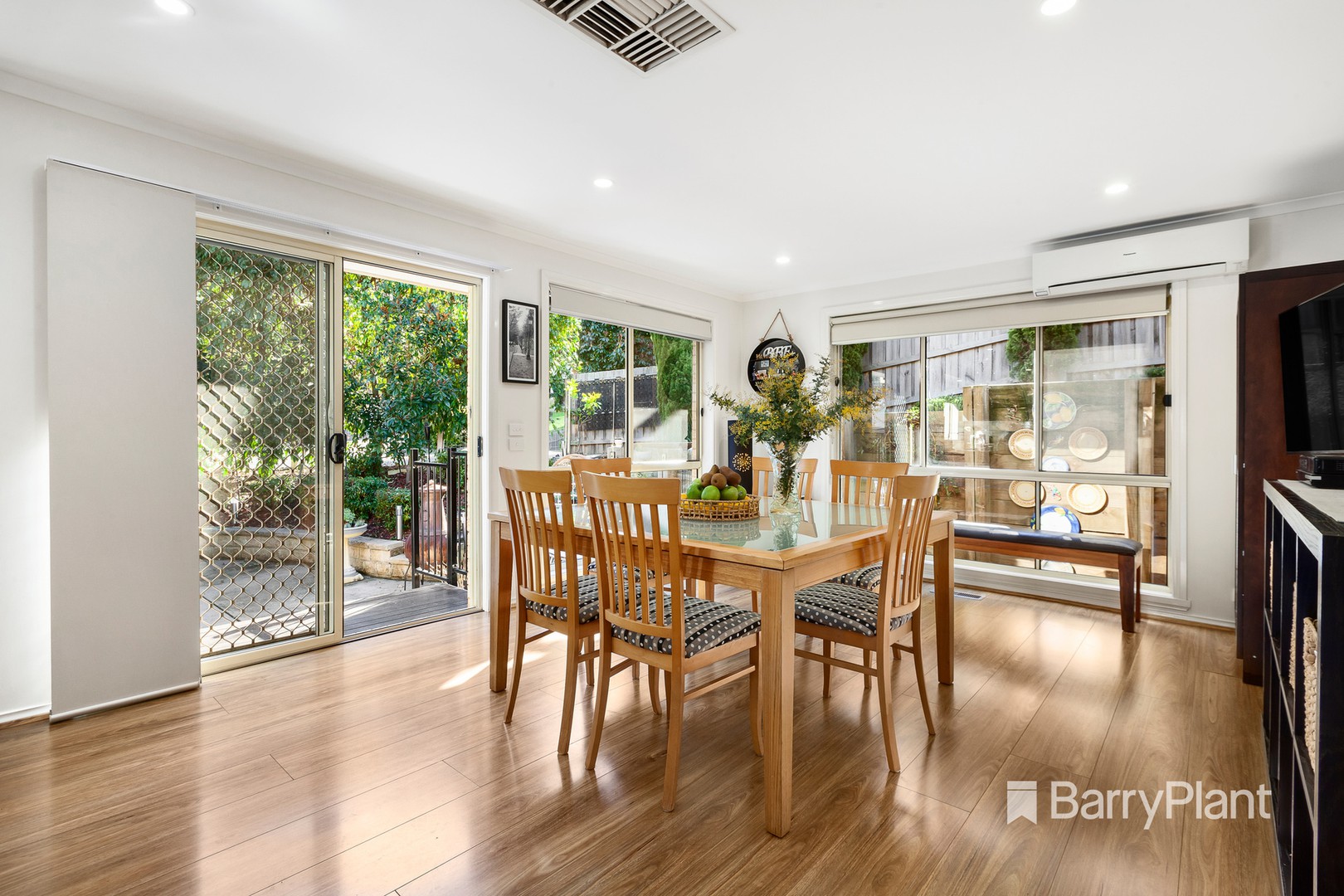 8 Cooraminta Place, Diamond Creek, VIC 3089, Diamond Creek - Thumbnail 3