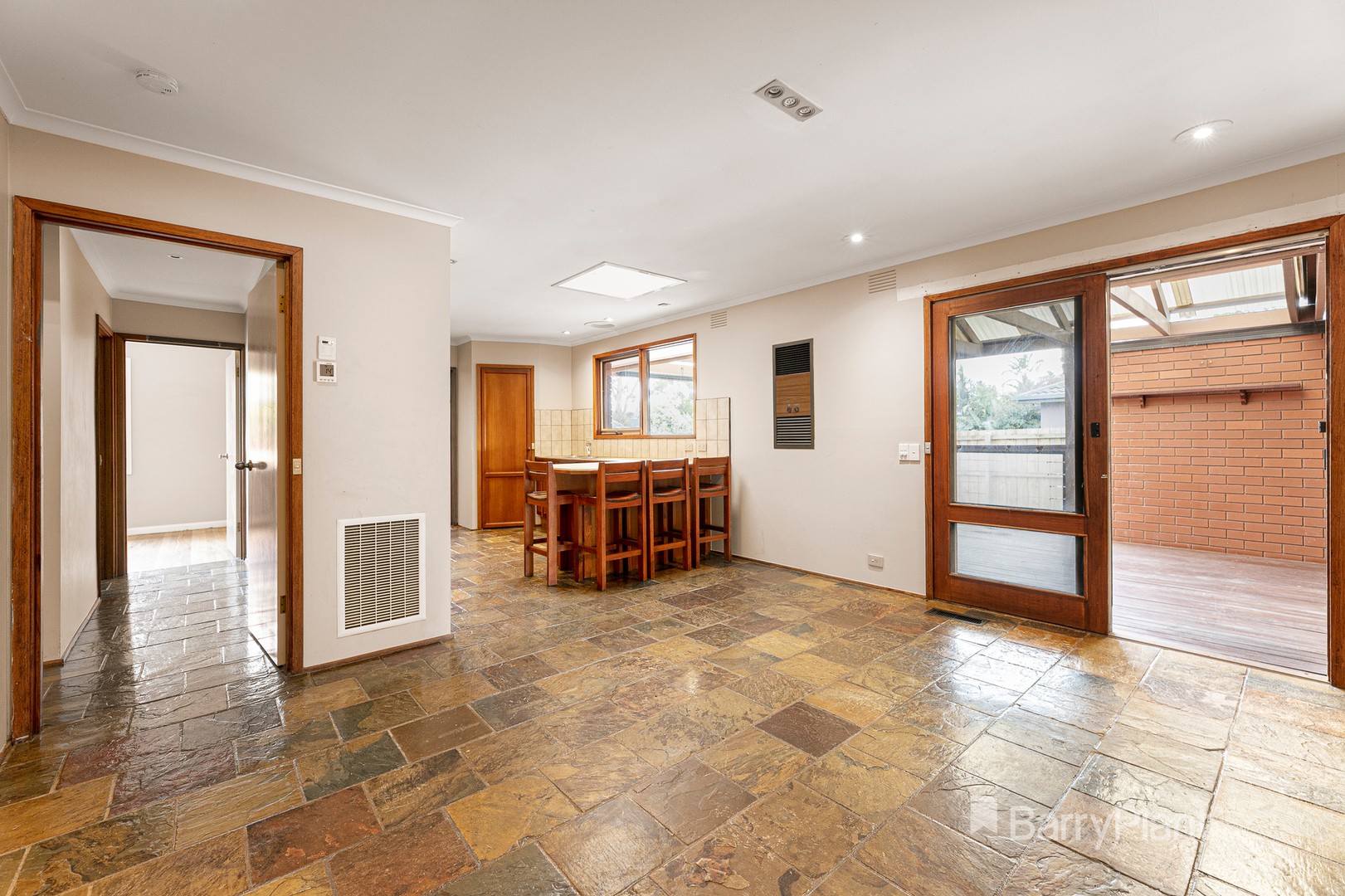 8 Cormorant Place, Dingley Village, VIC 3172, Dingley Village - Thumbnail 4