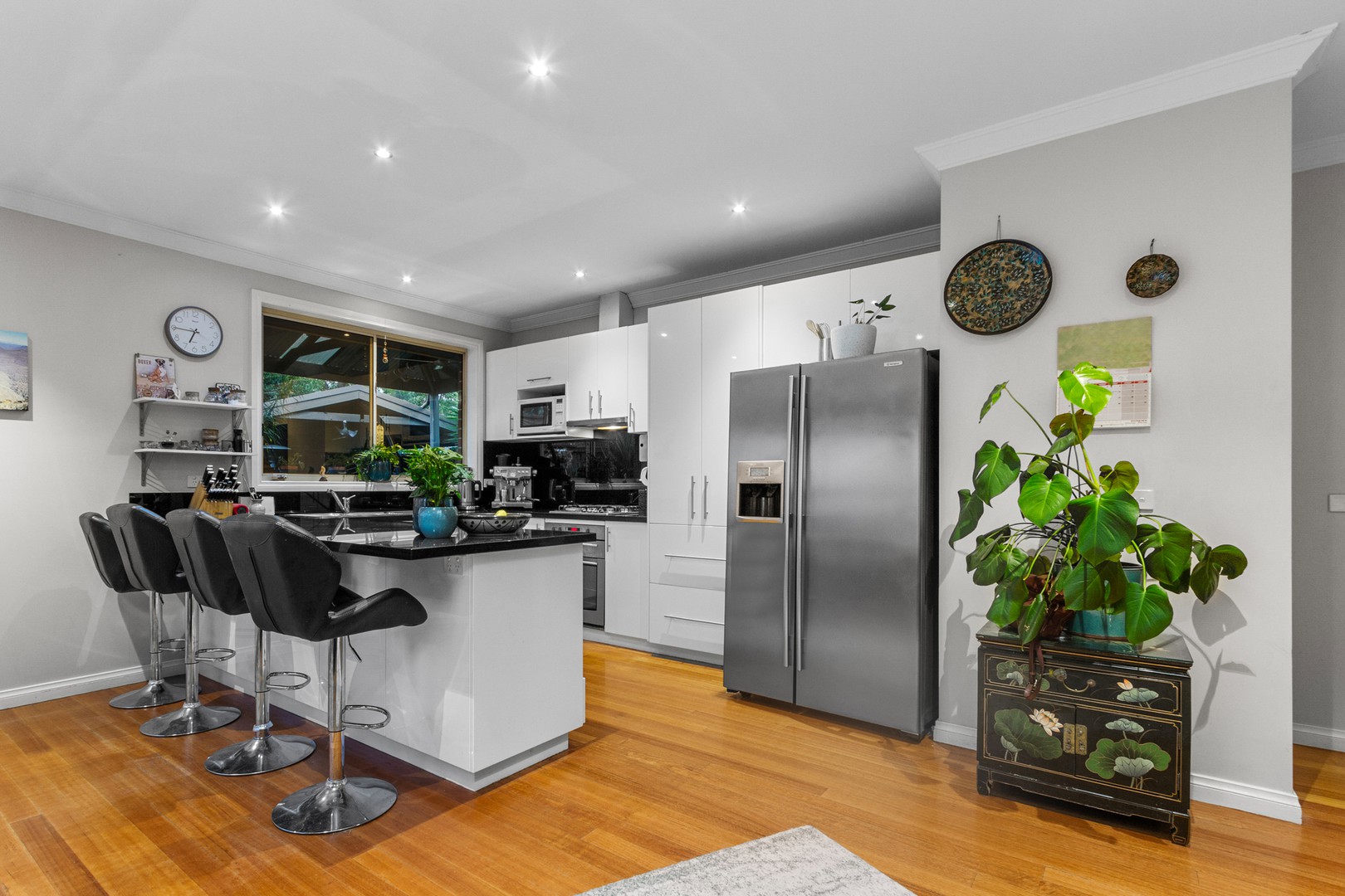 8 Coromandel Crescent South, Knoxfield, VIC 3180, Knoxfield - Thumbnail 2
