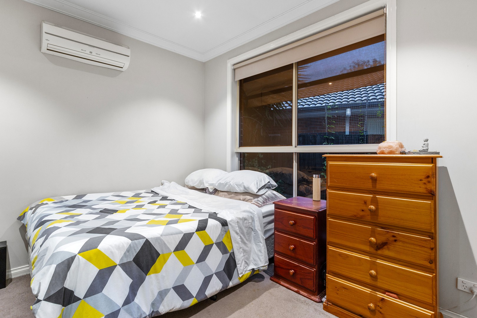 8 Coromandel Crescent South, Knoxfield, VIC 3180, Knoxfield - Thumbnail 5