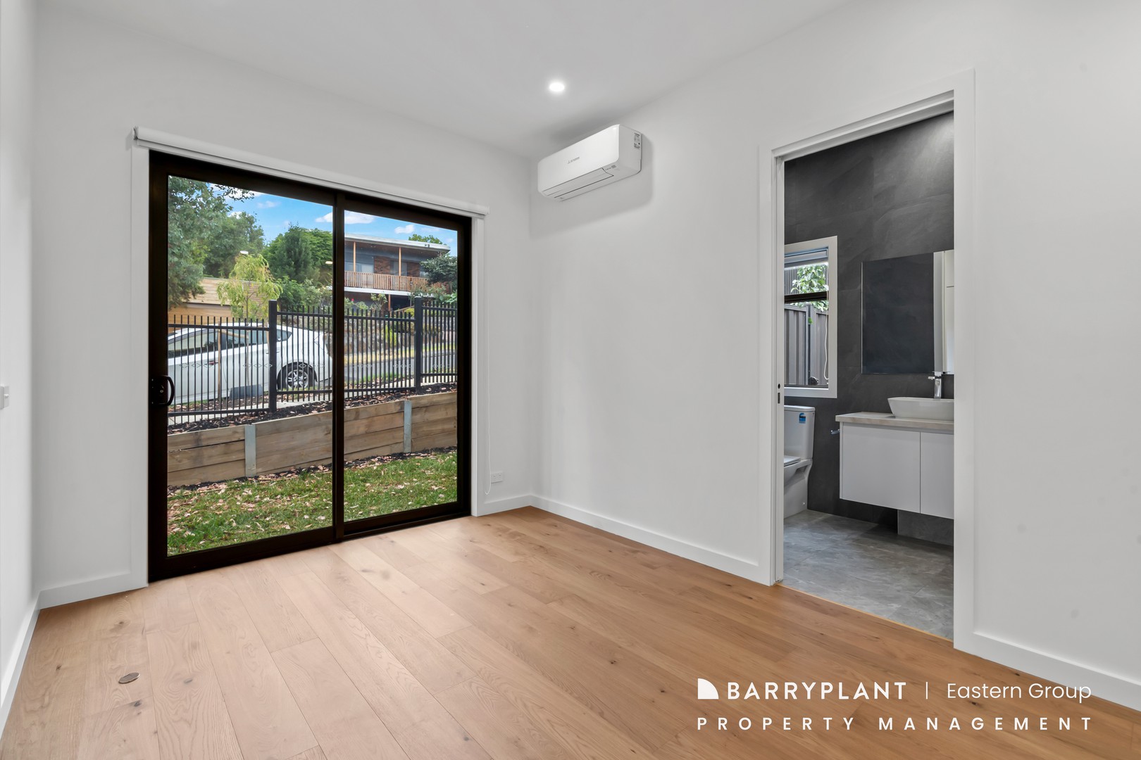 8 Corona Court, Doncaster East, VIC 3109, Doncaster East - Thumbnail 5