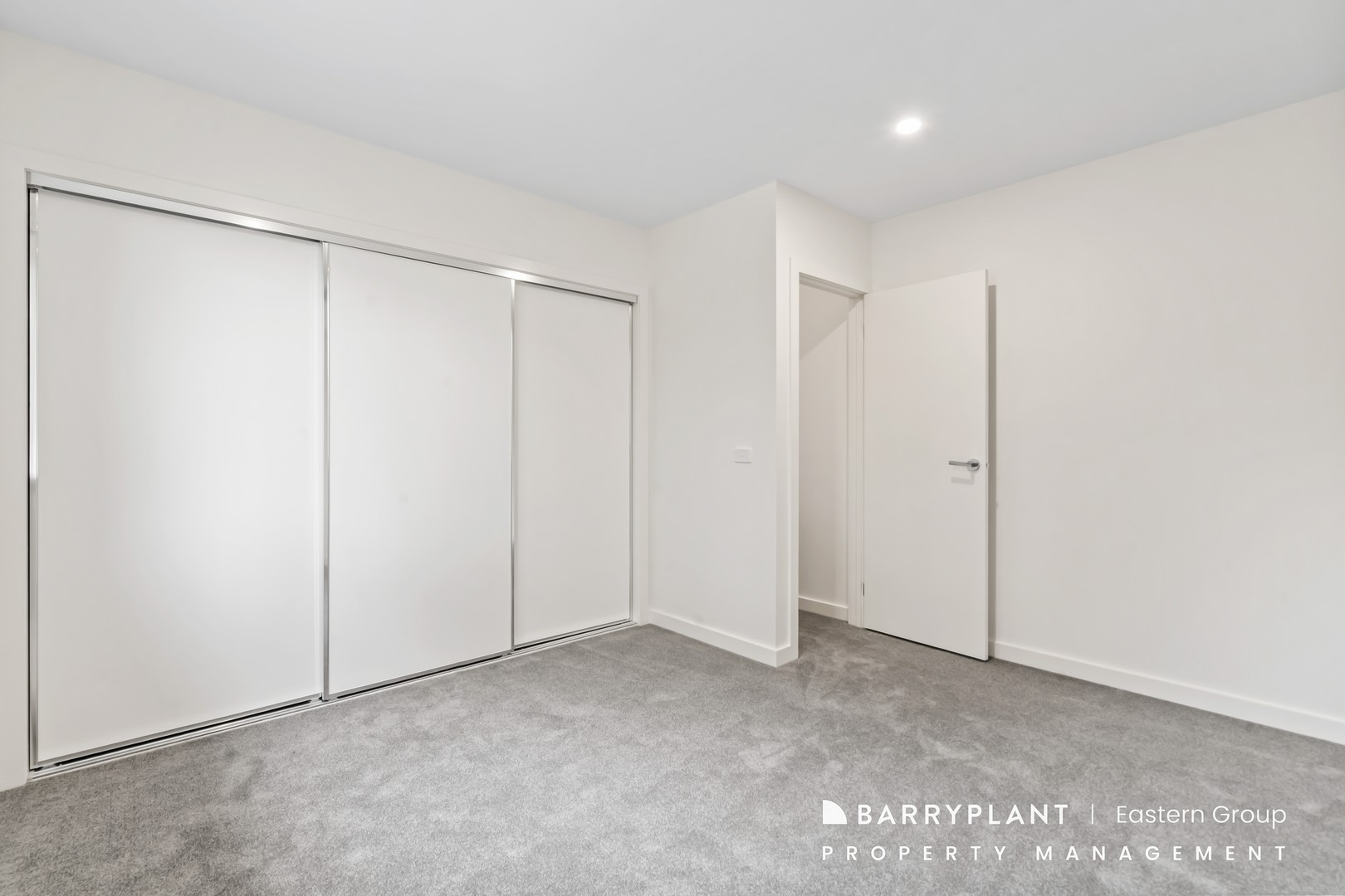 8 Corona Court, Doncaster East, VIC 3109, Doncaster East - Thumbnail 8