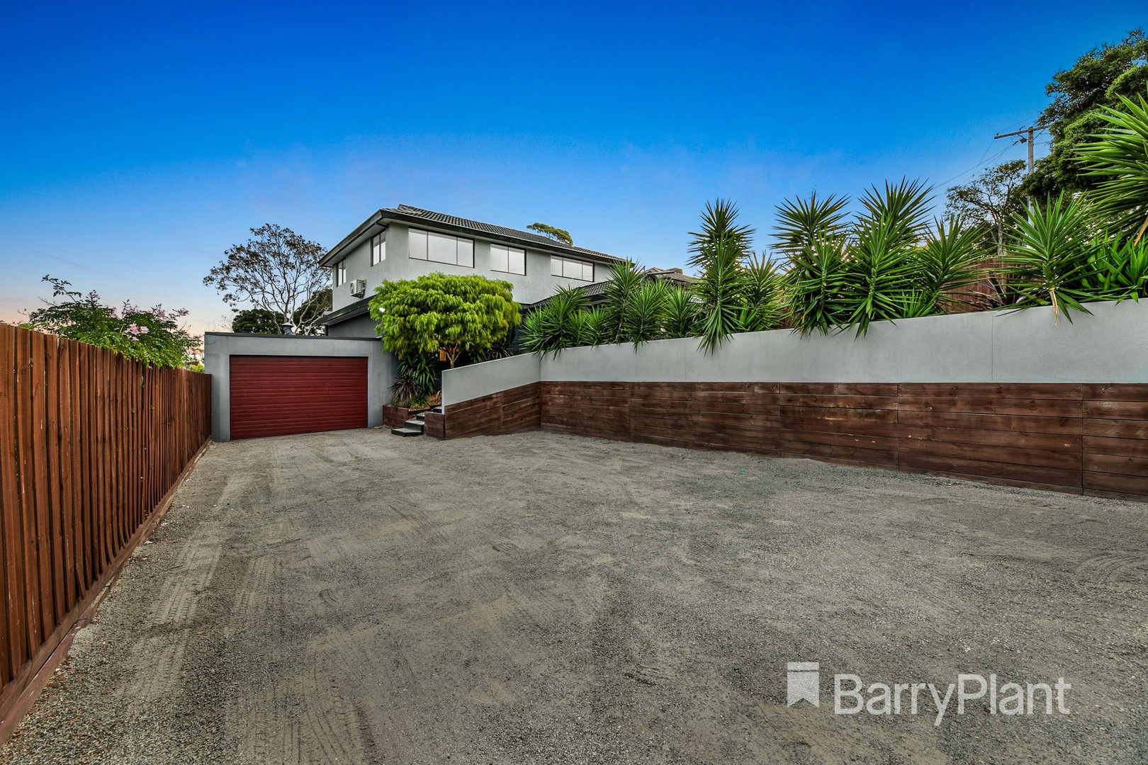 8 Corrong Crescent, Mooroolbark, VIC 3138, Mooroolbark - Thumbnail 2