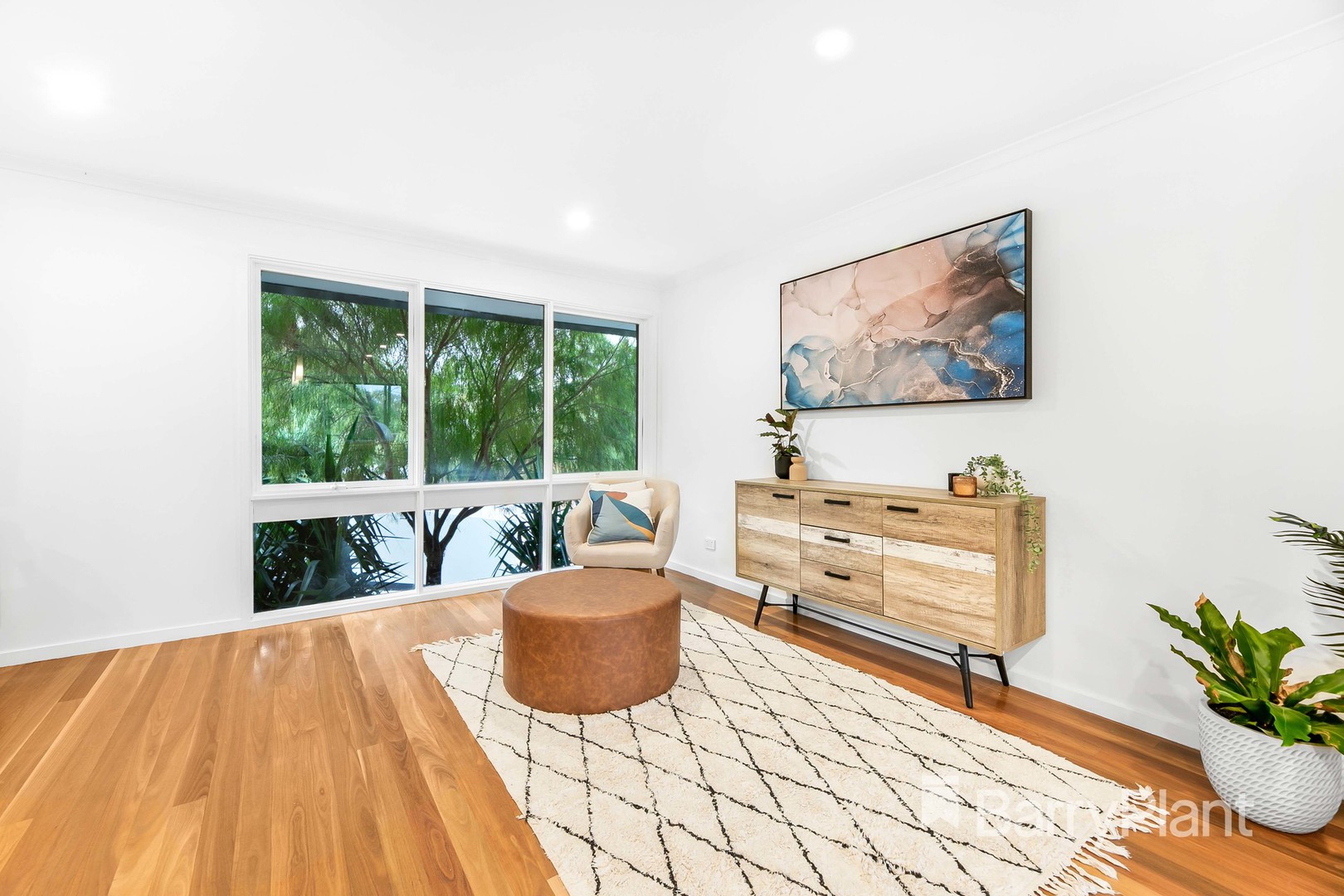 8 Corrong Crescent, Mooroolbark, VIC 3138, Mooroolbark - Thumbnail 6