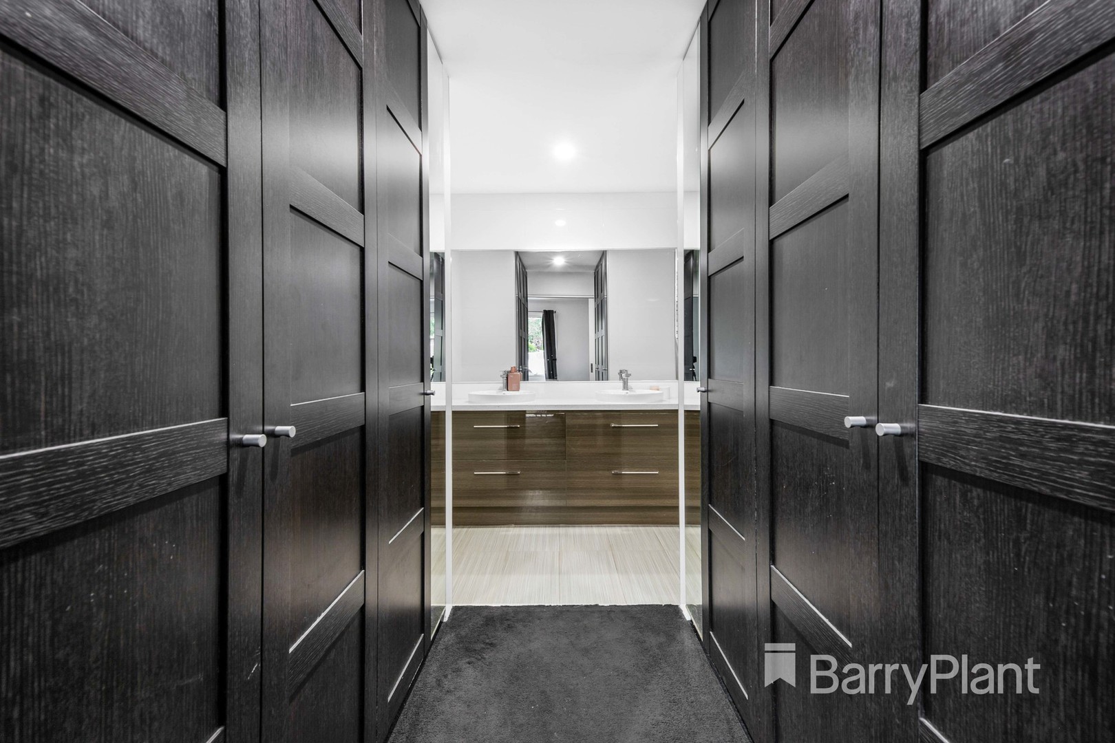 8 Corrong Crescent, Mooroolbark, VIC 3138, Mooroolbark - Thumbnail 8