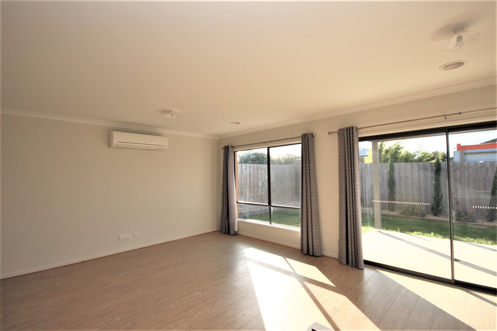 8 Cortona Place, Waurn Ponds, VIC 3216, Waurn Ponds - Thumbnail 3
