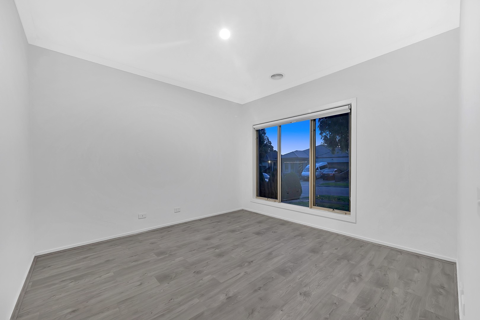 8 Cotchin Close, Wollert, VIC 3750, Wollert - Thumbnail 4