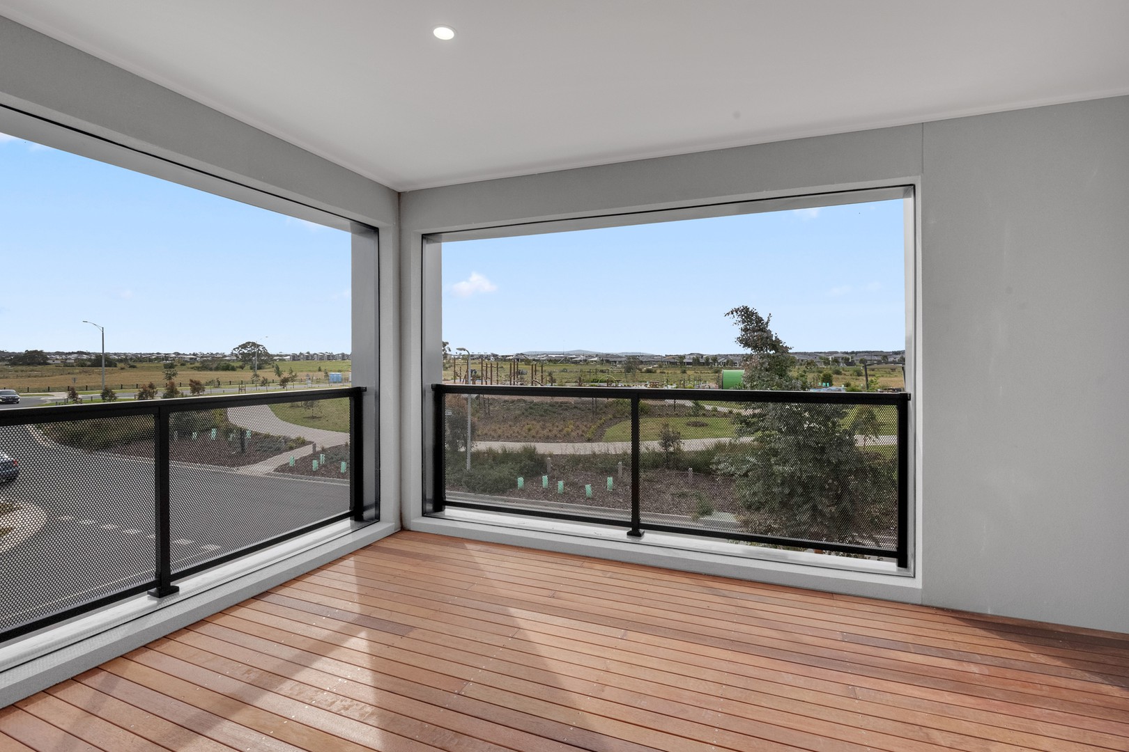 8 Creek Esplanade, Donnybrook, VIC 3064, Donnybrook - Thumbnail 5