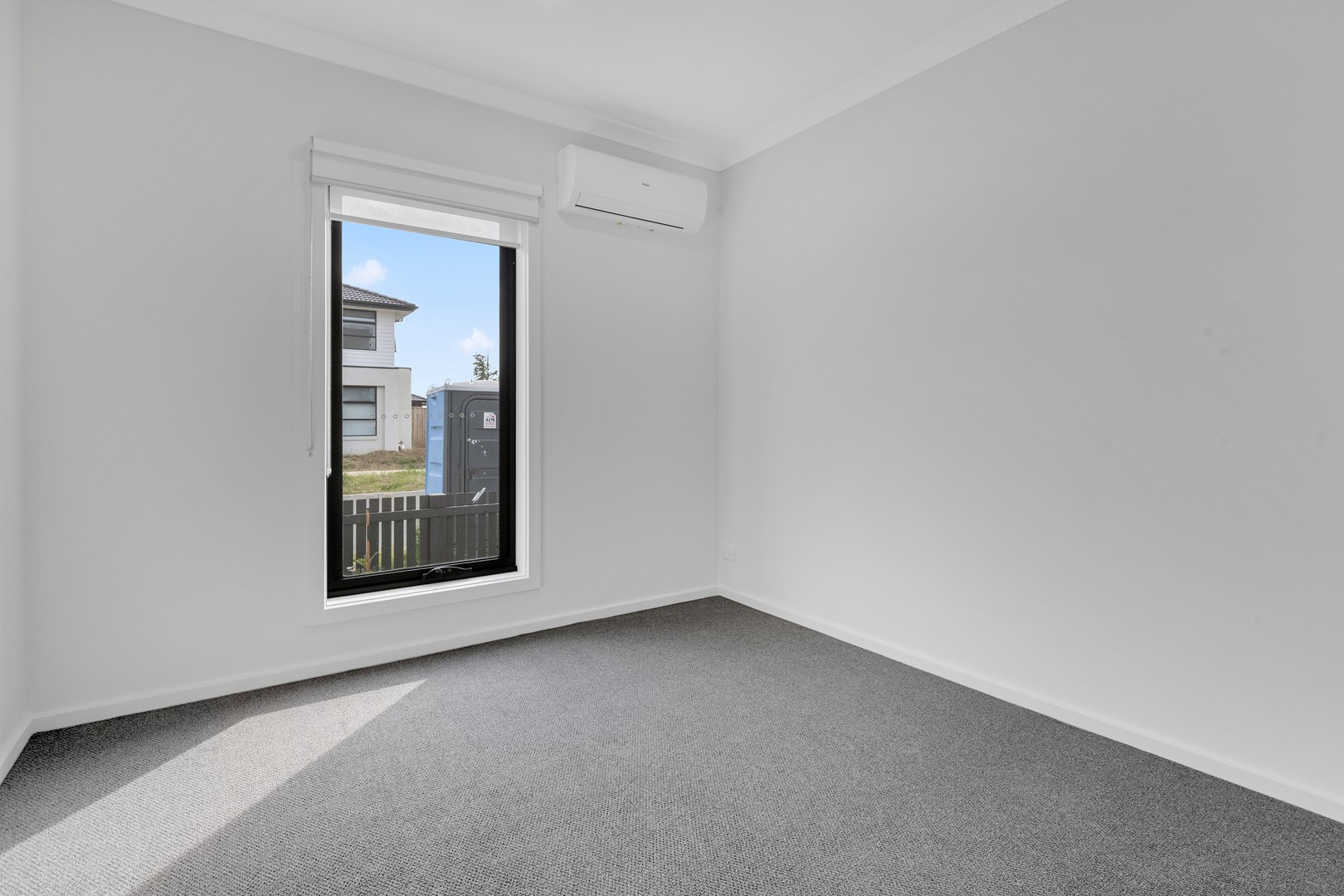 8 Creek Esplanade, Donnybrook, VIC 3064, Donnybrook - Thumbnail 8