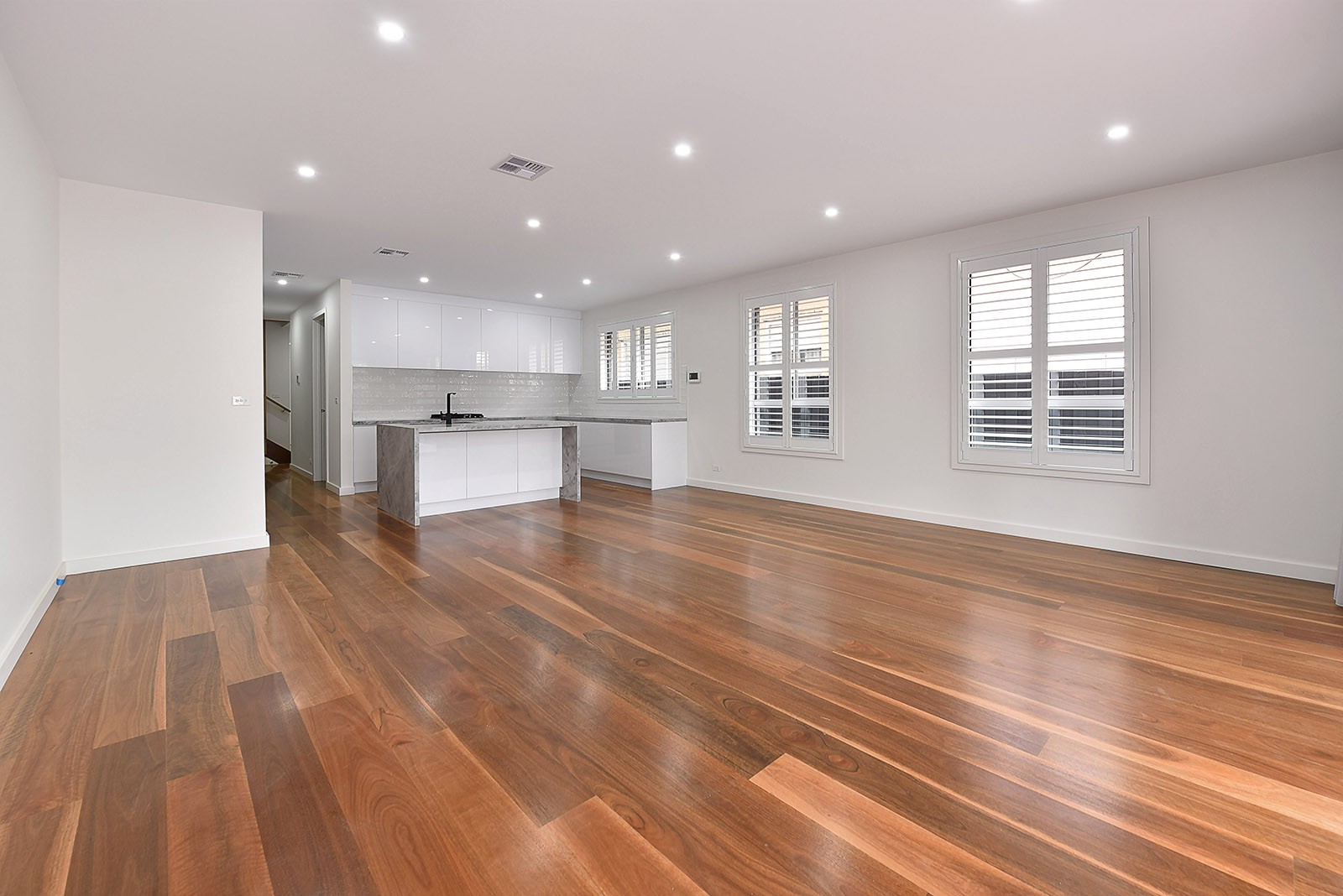8 Cuthbert Street, Niddrie, VIC 3042, Niddrie - Thumbnail 5