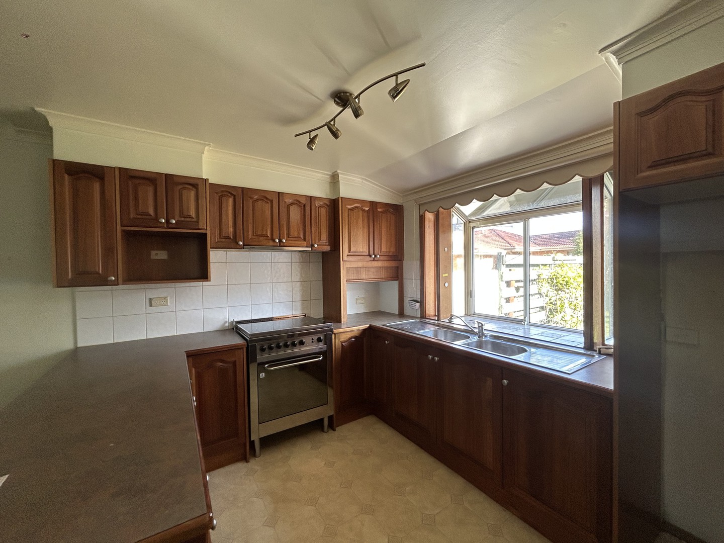 8 Cypress Ave, Boronia, VIC 3155 - Thumbnail 2 - 15/07/2025