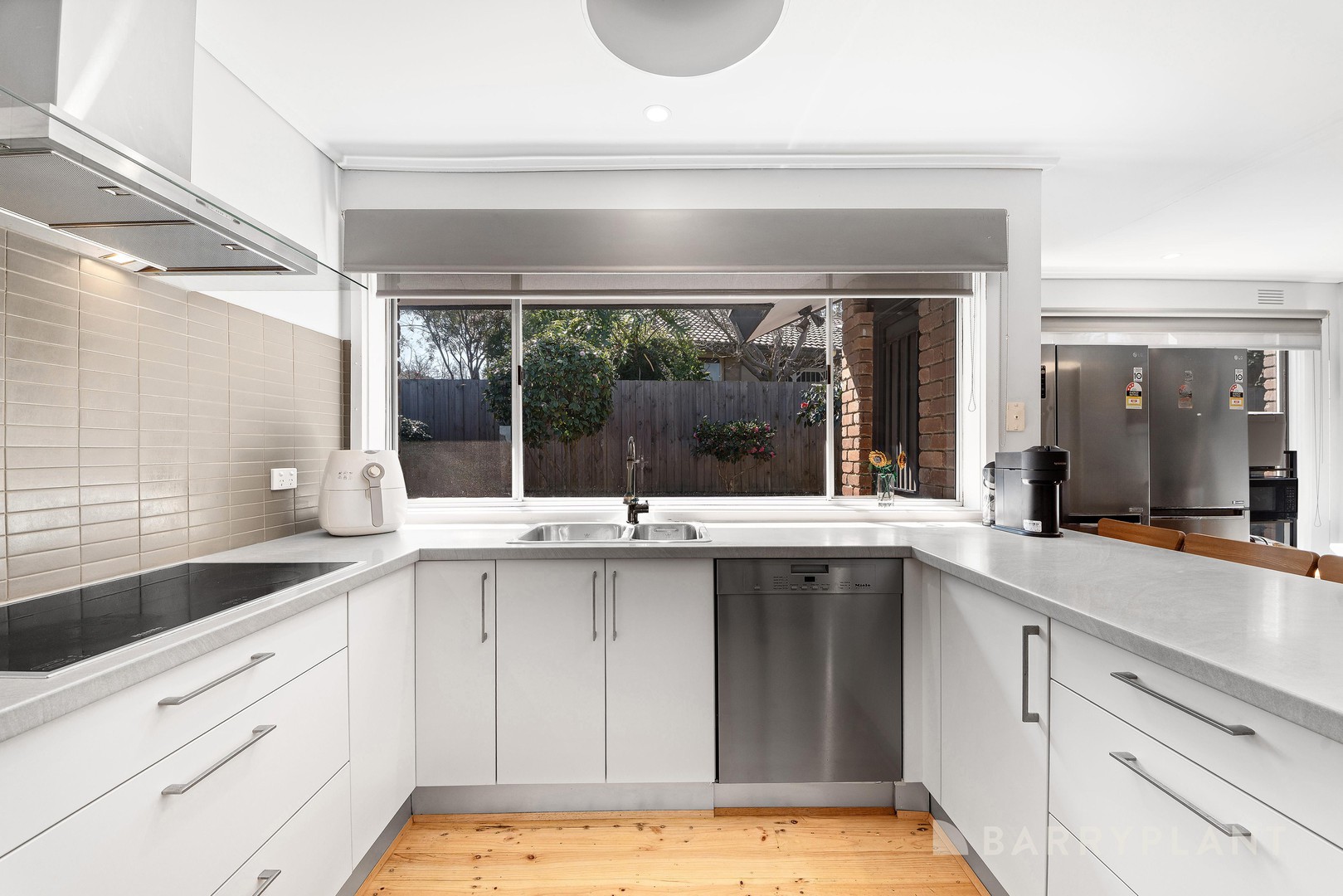 8 Cypress Avenue, Templestowe Lower, VIC 3107 - Thumbnail 2 - 03/09/2026