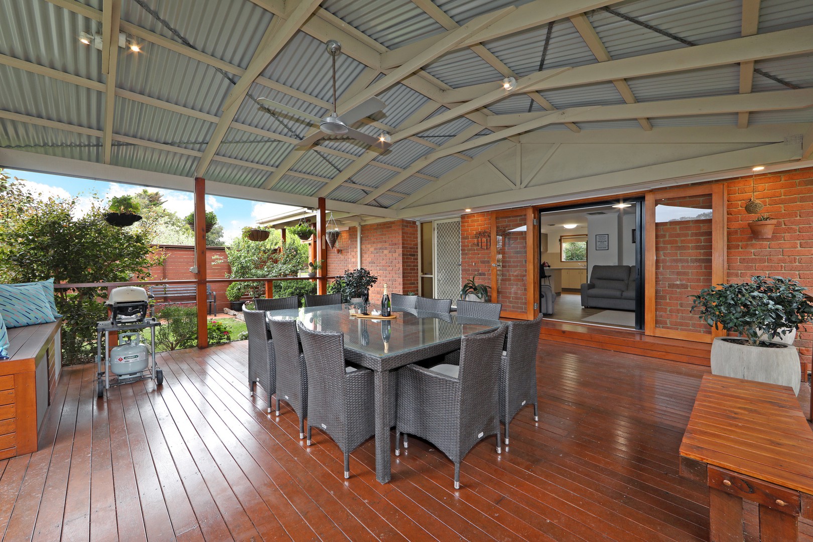 8 Darnley CourtRowville, VIC 3178, Rowville - Thumbnail 3